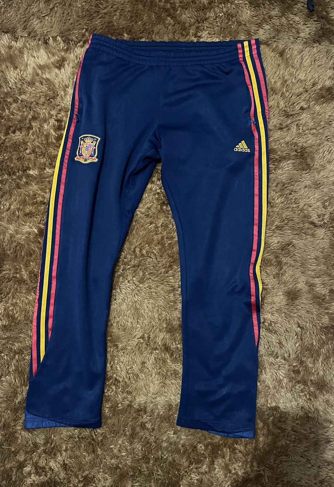 Adidas Adidas spain espana national football trackpants Size US 32 / EU 48 - 1 Thumbnail