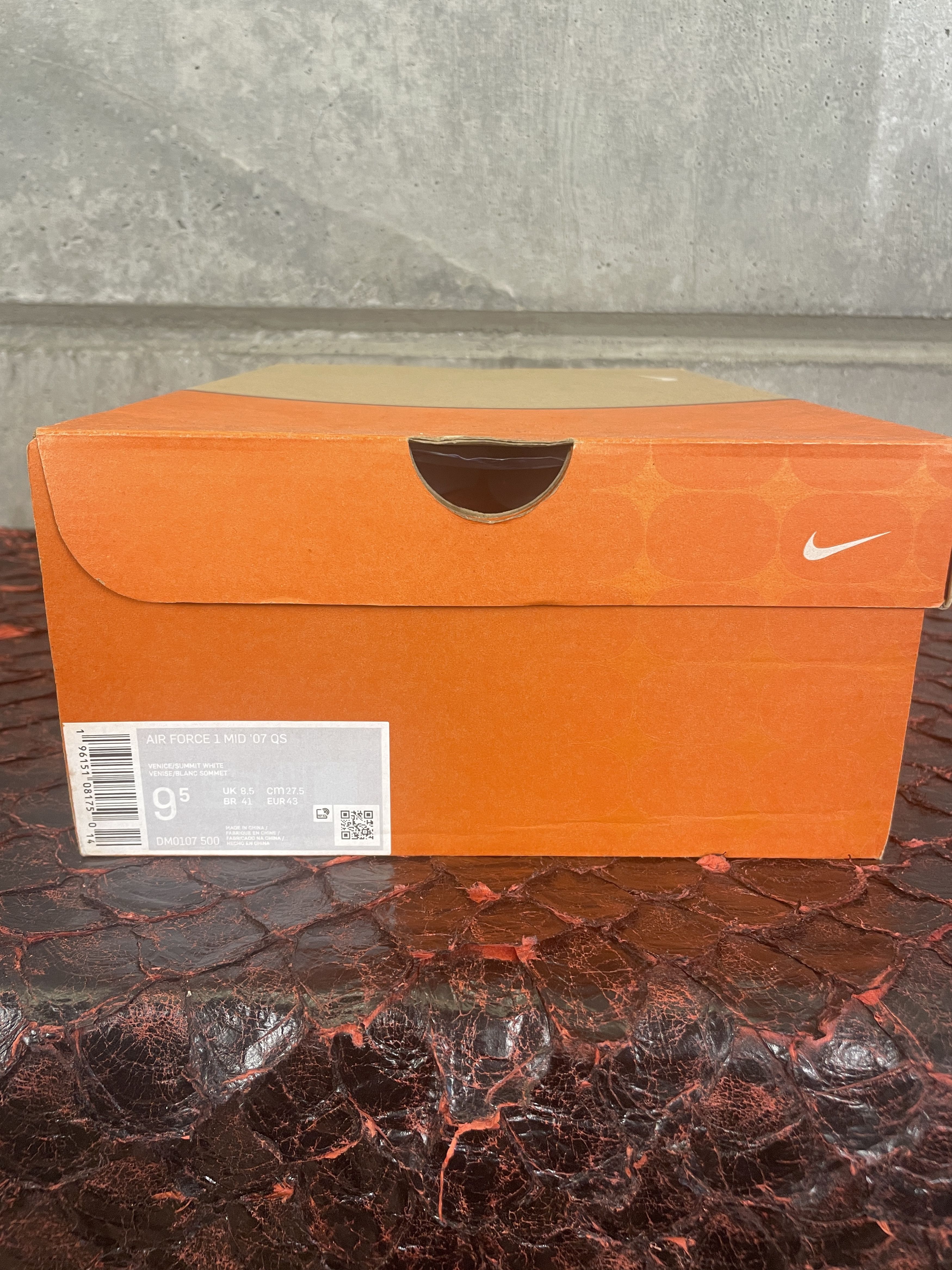 Nike Nike Air Force 1 Mid '07 QS 'Venice' Size US 9.5 / EU 42-43 - 2 Thumbnail