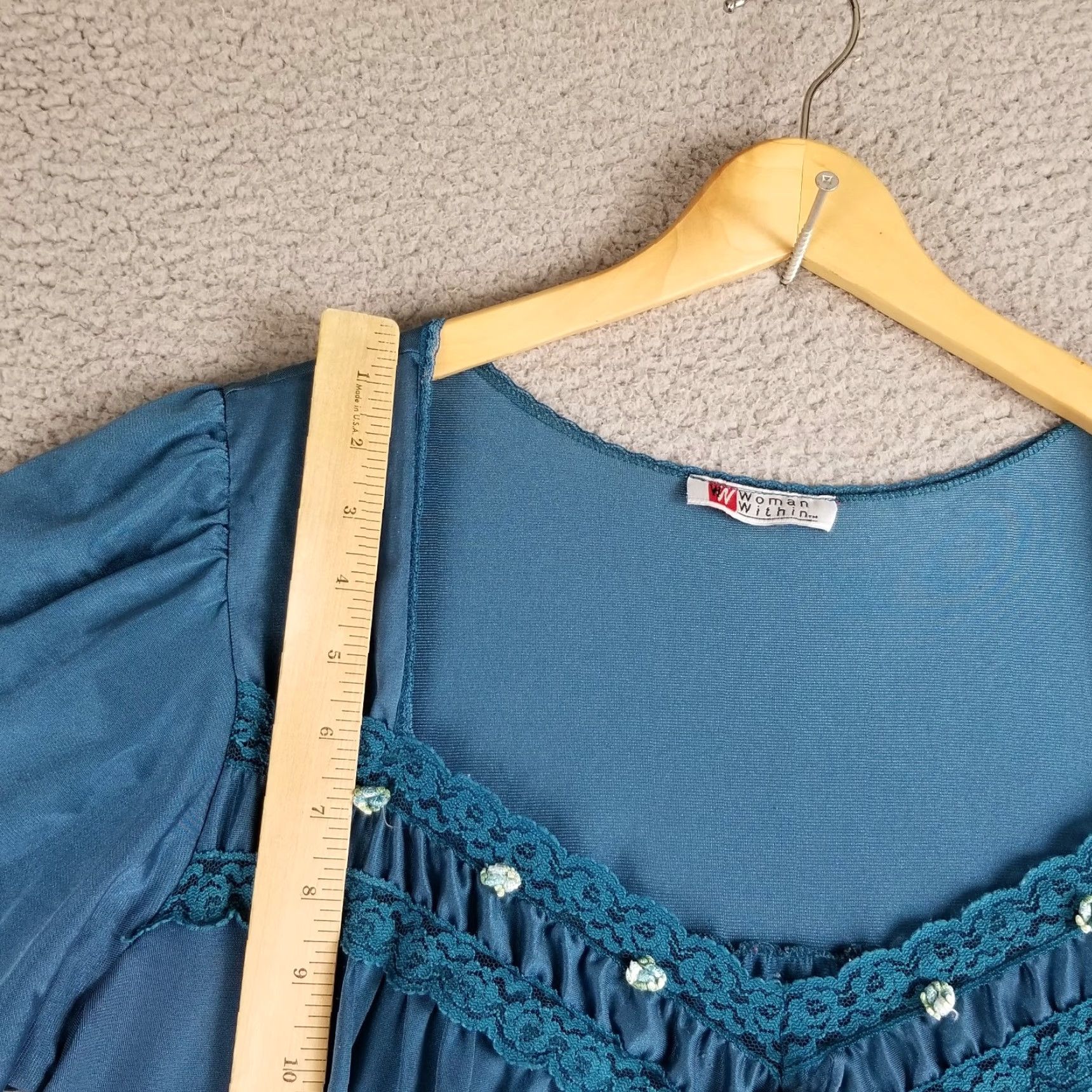 Vintage VINTAGE Woman Within Nightgown Robe Perignoir Nylon Lace Trim Short Sleeve V-Neck Blue M Womens Size ONE SIZE - 3 Thumbnail