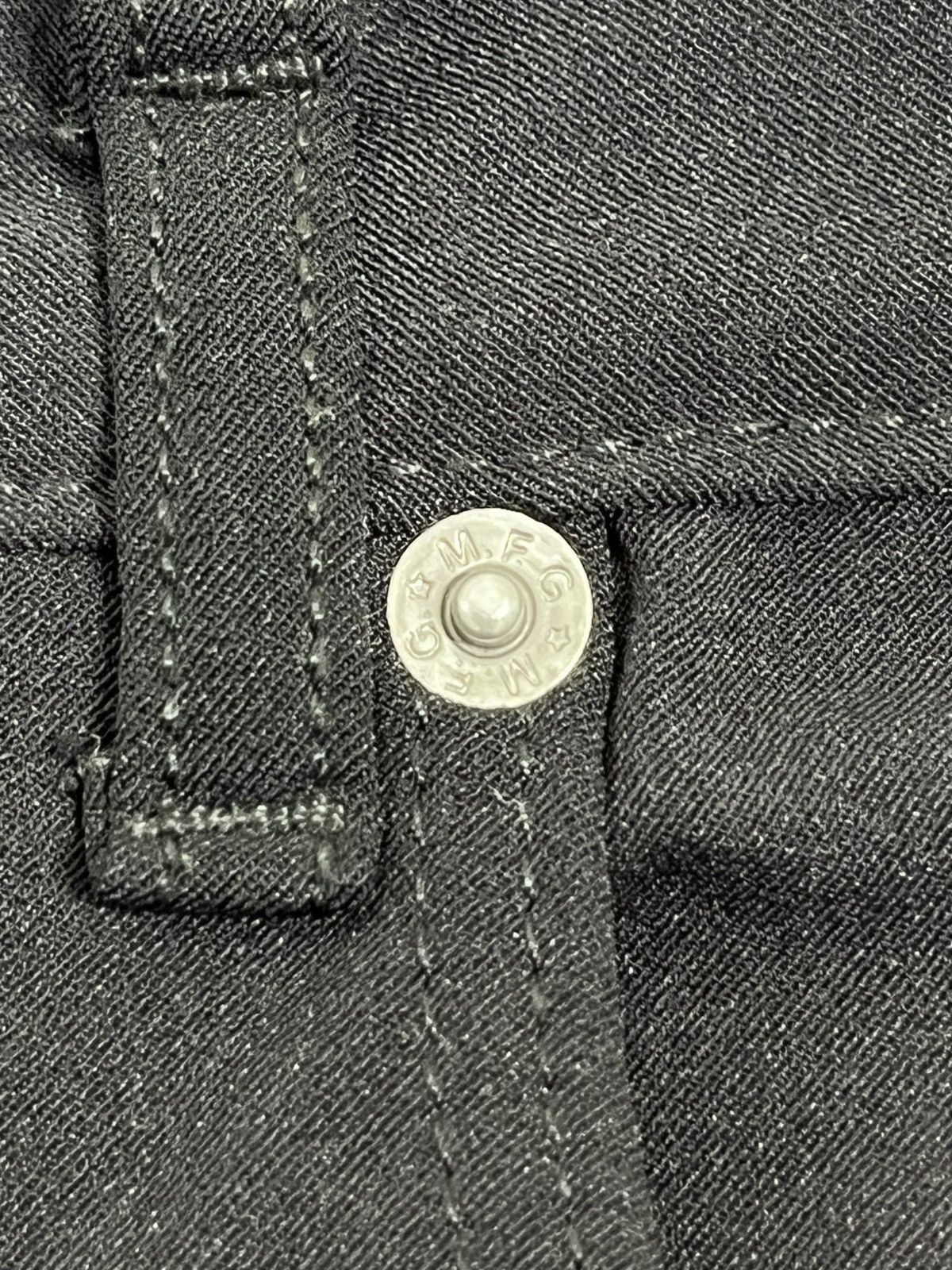 Marithe + Francois Girbaud Marithe Francois Girbaud Minimalist Mini Skirt Black Pockets Size 32" / US 10 / IT 46 - 4 Thumbnail