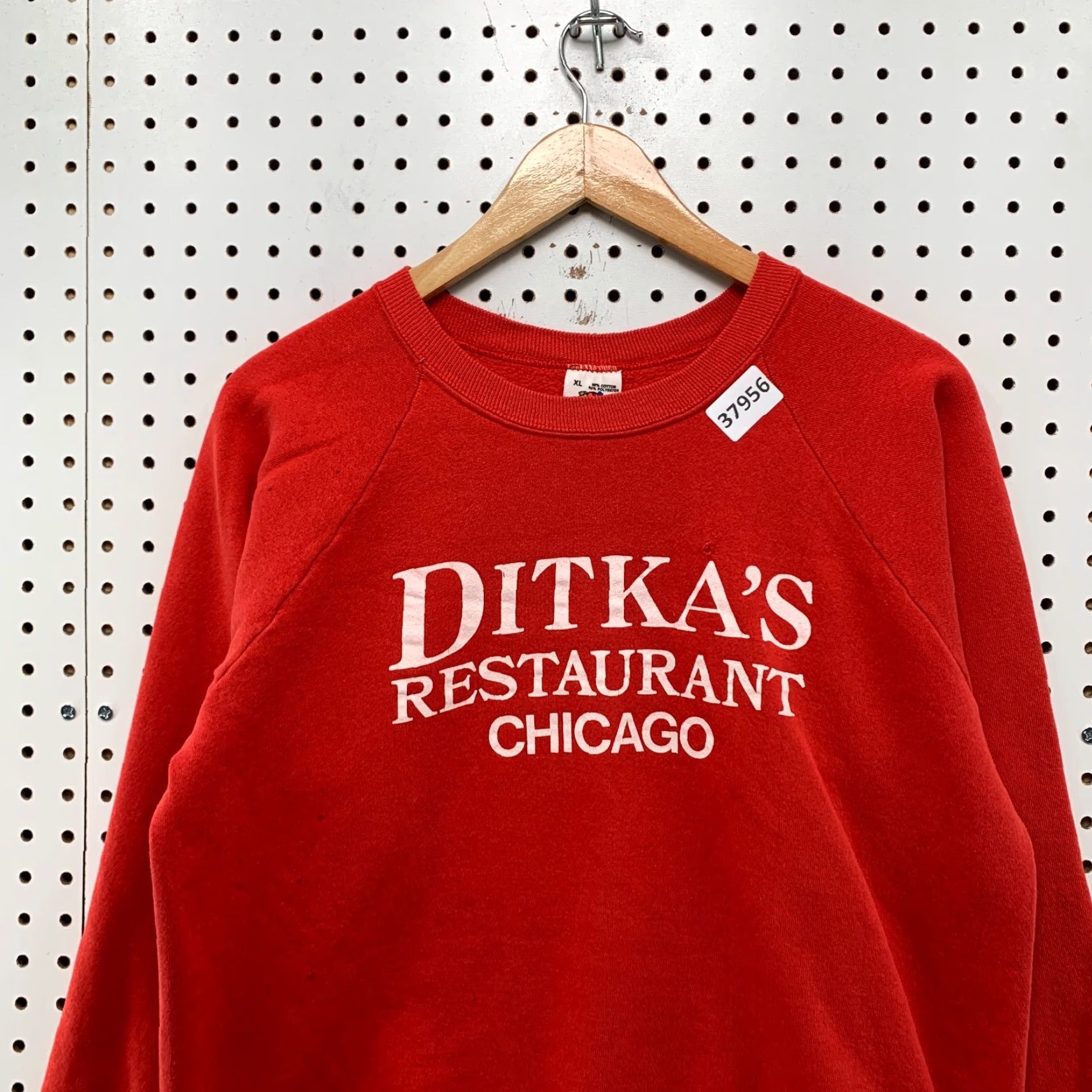 Fruit Of The Loom VINTAGE Ditka’s Restaurant Chicago Crewneck Sweatshirt Men M Red USA 80s Graphic Print Sweatshirtpullover Size US M / EU 48-50 / 2 - 5 Thumbnail
