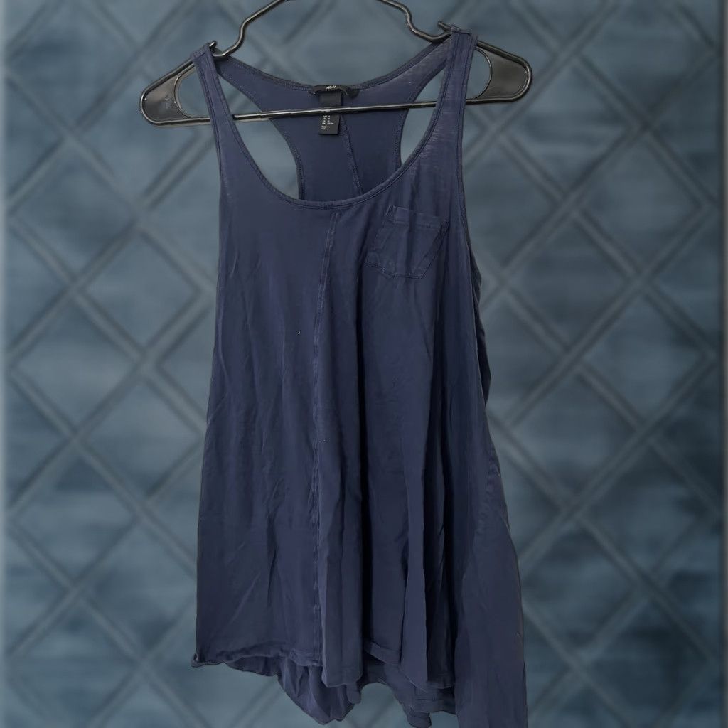 H&M H&M Solid Blue Tank Top Women Medium Regular Size M / US 6-8 / IT 42-44 - 1 Thumbnail