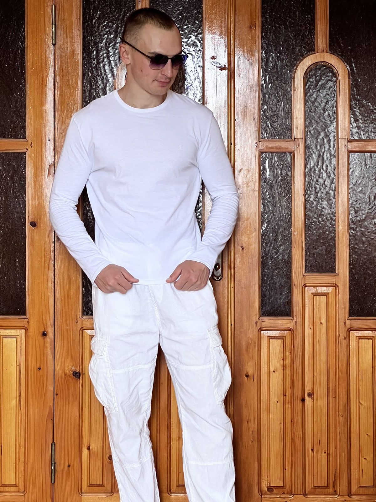 Yves Saint Laurent Yves Saint Laurent t-shirt longsleeve white logo luxury mens Size US L / EU 52-54 / 3 - 5 Thumbnail
