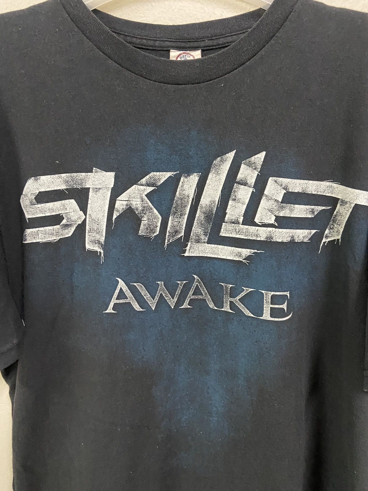 Band Tees × Hot Topic × Vintage Skillet Awake Band Music Tour Large T-Shirt Size US L / EU 52-54 / 3 - 2 Thumbnail