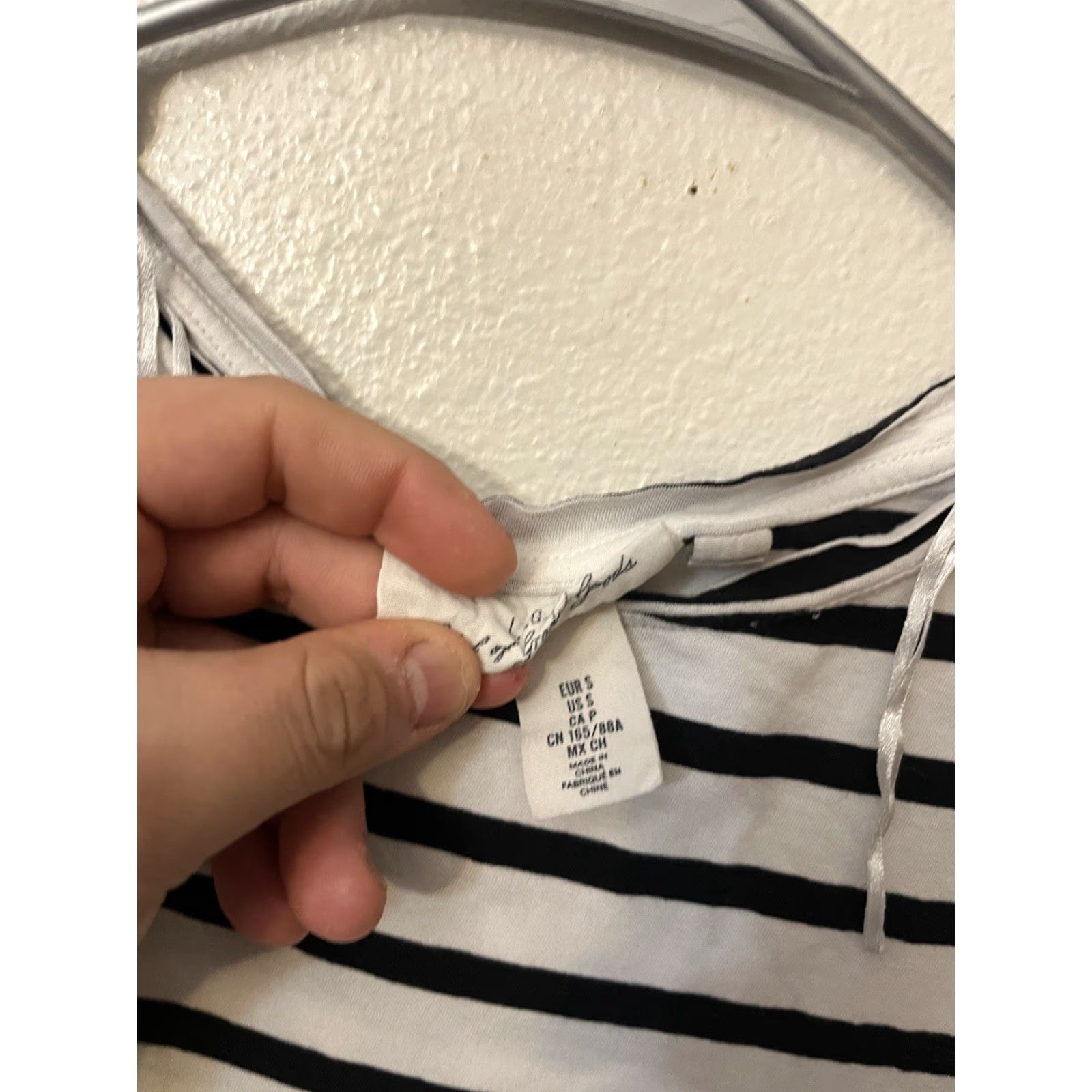 H&M H&M Logg White Striped Top Women Small Cotton Blend Short Sleeve T-Shirt Size S / US 4 / IT 40 - 3 Thumbnail