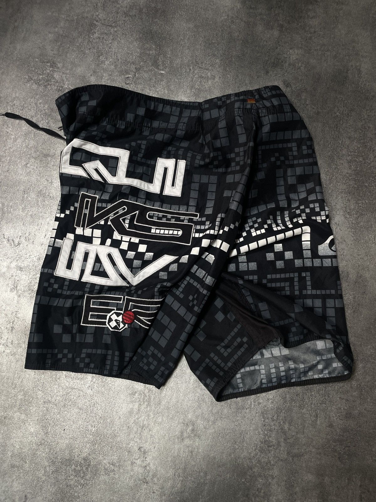 Quiksilver × Vintage 🔥Offers🔥Quiksilver Vintage Y2K Shorts All Over Print Rare Size US 38 / EU 54 - 1 Thumbnail