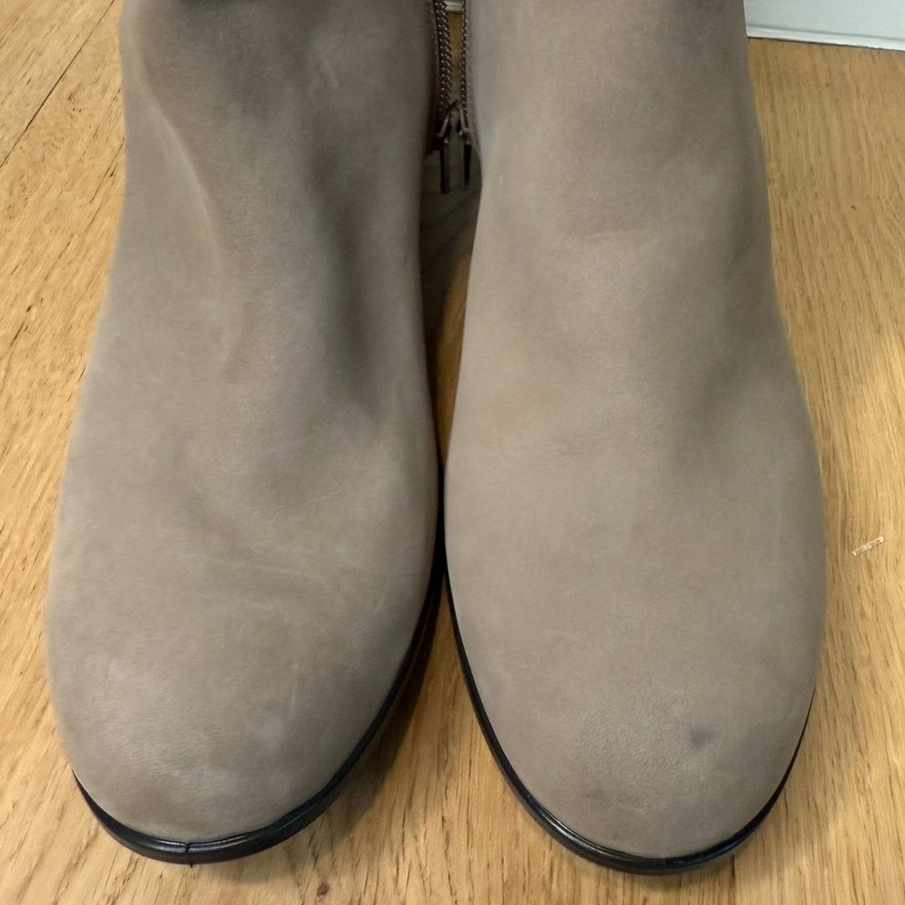 Ecco NEW ECCO Women's Dress Classic 35 Buckle Ankle Heel Boots Size US 9 / IT 39 - 6 Thumbnail