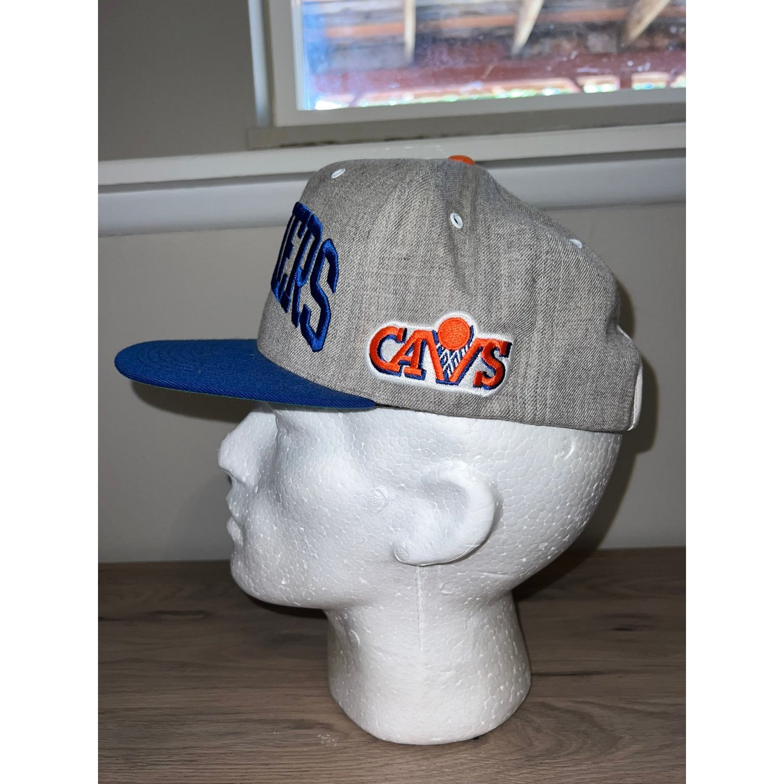 NBA NBA Cleveland Cavaliers Cavs Basketball Hat Headwear 2000s Size ONE SIZE - 3 Thumbnail