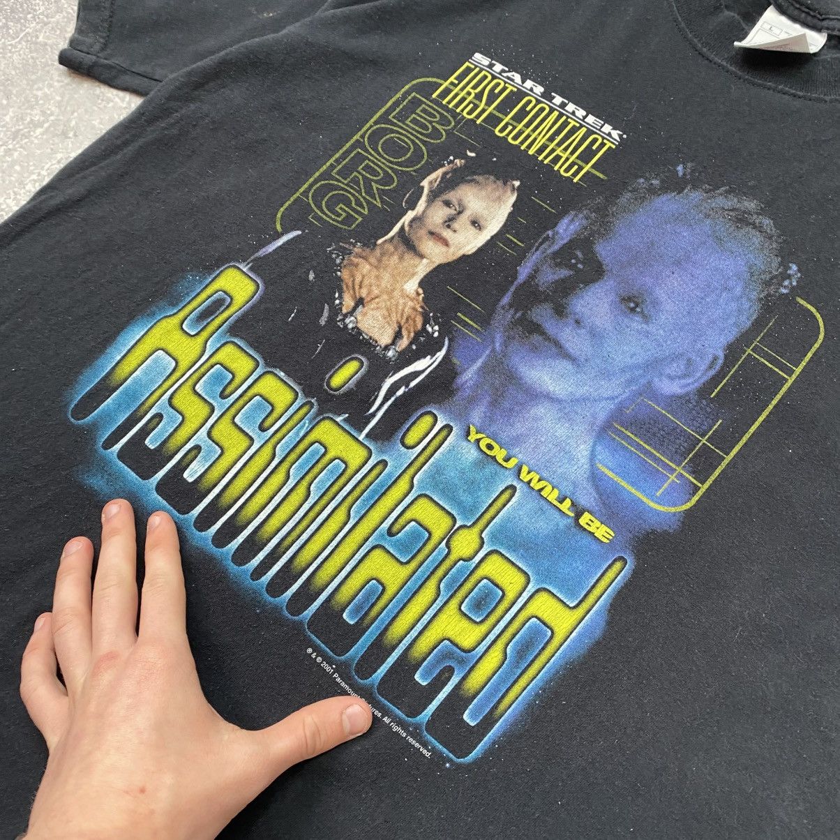 Vintage 2001 Star Trek First Contact Borg Queen Screen Stars Tee Size US L / EU 52-54 / 3 - 3 Thumbnail