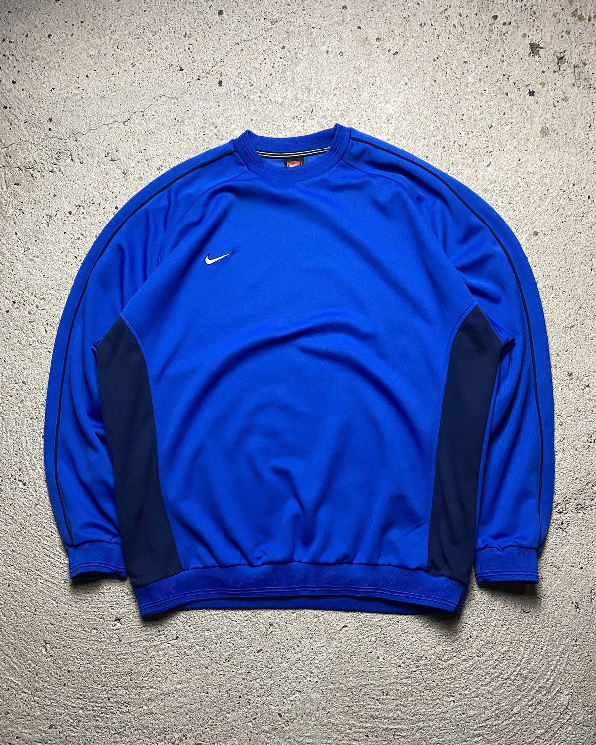 Nike Nike vintage sweatshirt navy retro 90s crewneck pinterest Size US XL / EU 56 / 4 - 1 Thumbnail
