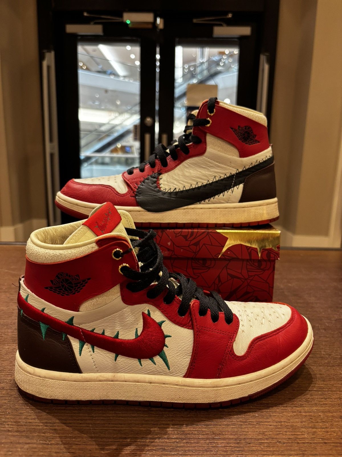 Jordan Brand Jordan 1 High CMFT Teyana Taylor Size US 8.5 / EU 41-42 - 1 Thumbnail