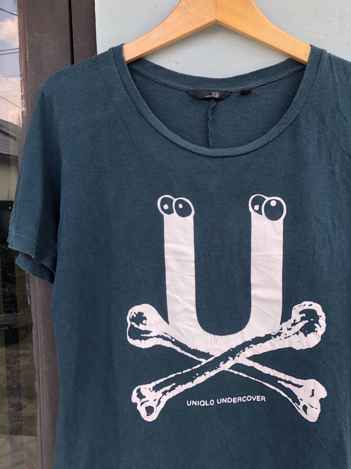 Japanese Brand × Undercover × Uniqlo Undercover Bones Big Logo Tees Size US L / EU 52-54 / 3 - 3 Thumbnail