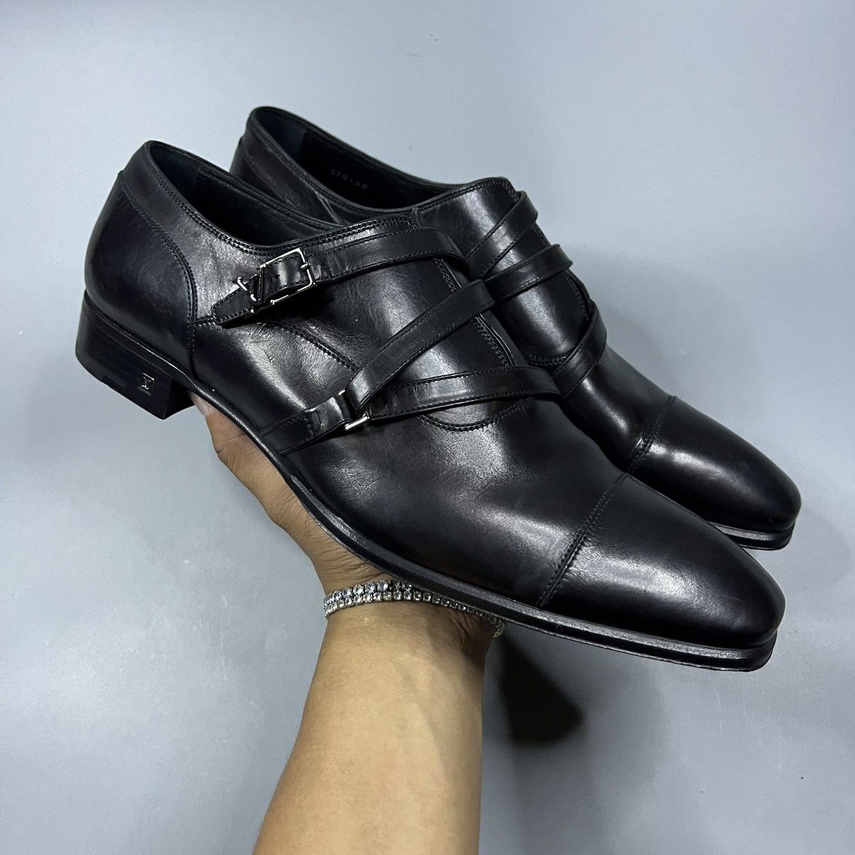 Louis Vuitton Louis Vuitton LV Logo Equinox Derby Leather Shoes Size US 9 / EU 42 - 16 Thumbnail