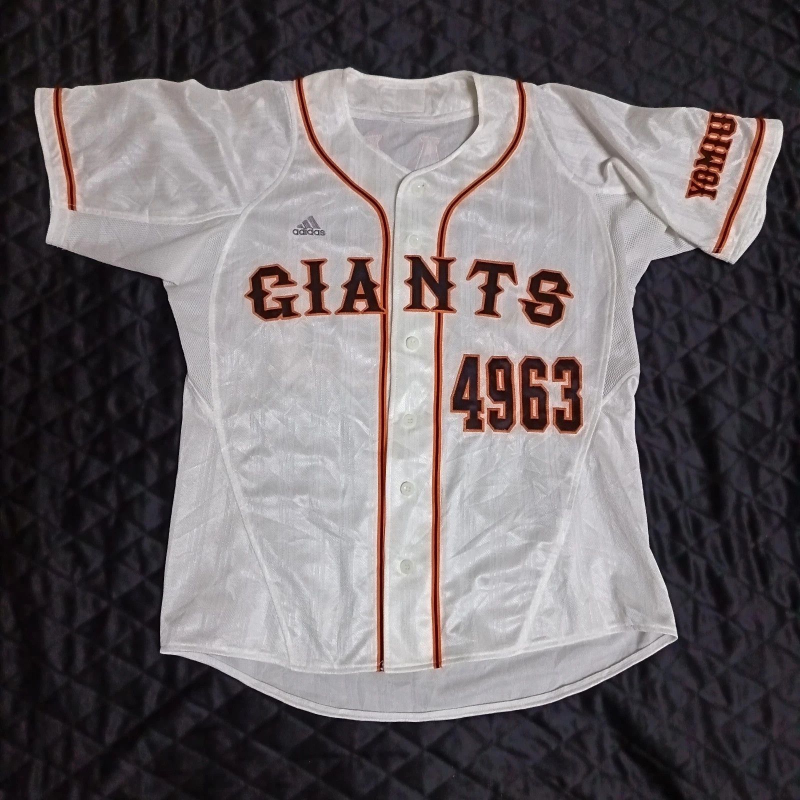 Adidas Tokyo Yomiuri Giants NPB Japanese Baseball Jersey Size US XL / EU 56 / 4 - 1 Thumbnail