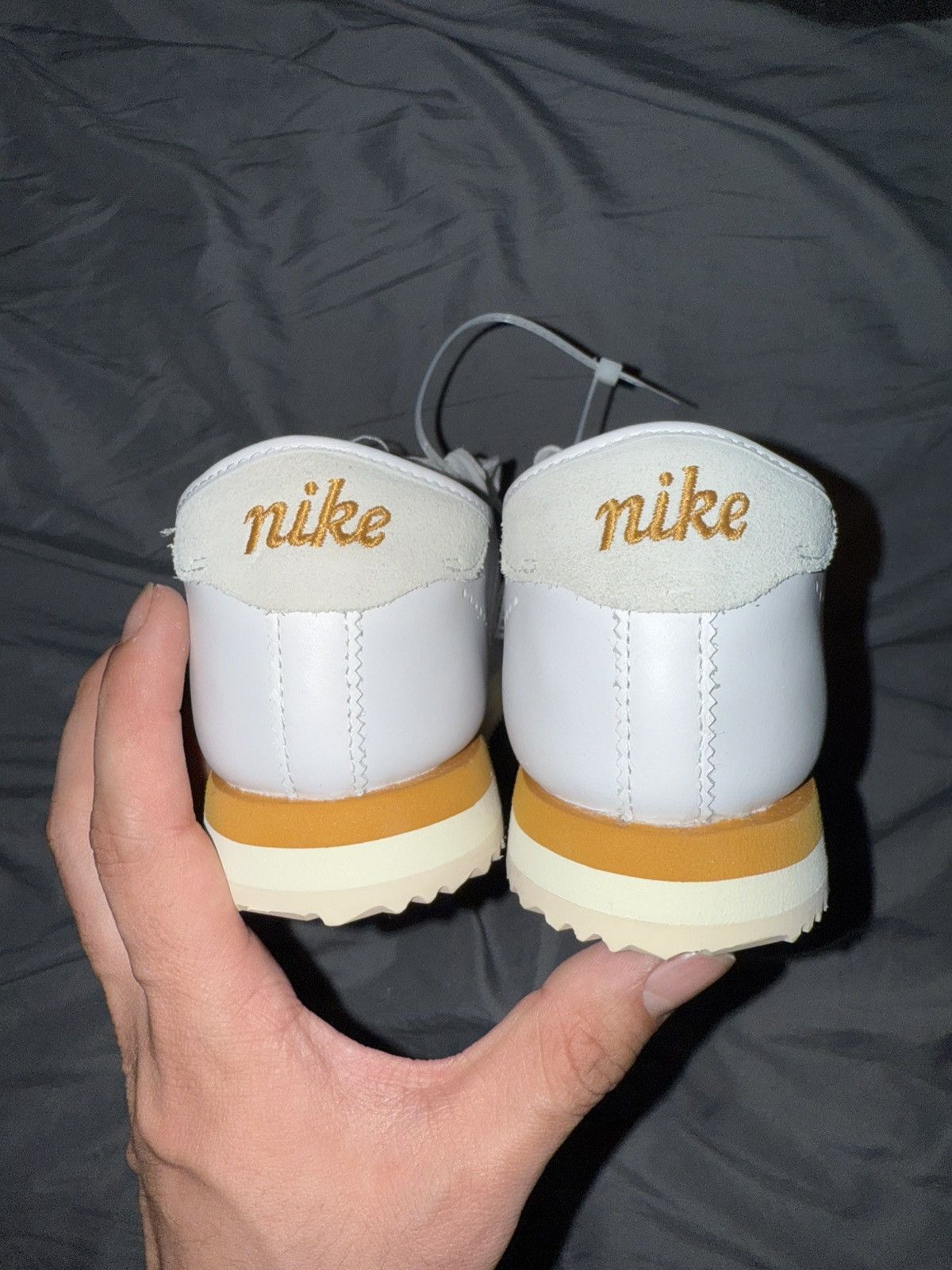 Nike Nike Cortez LT white/gold Size US 9.5 / IT 39.5 - 5 Thumbnail
