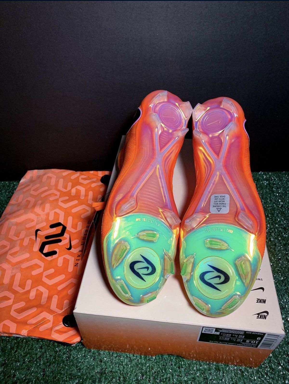 Nike Nike Phantom Luna Elite Football Boots Size US 9 / EU 42 - 4 Thumbnail