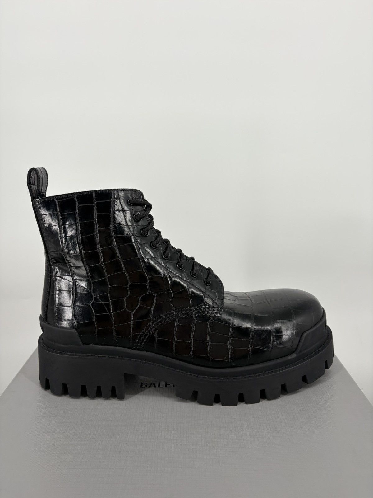 Balenciaga Balenciaga Strike Boots sz 46 | Grailed