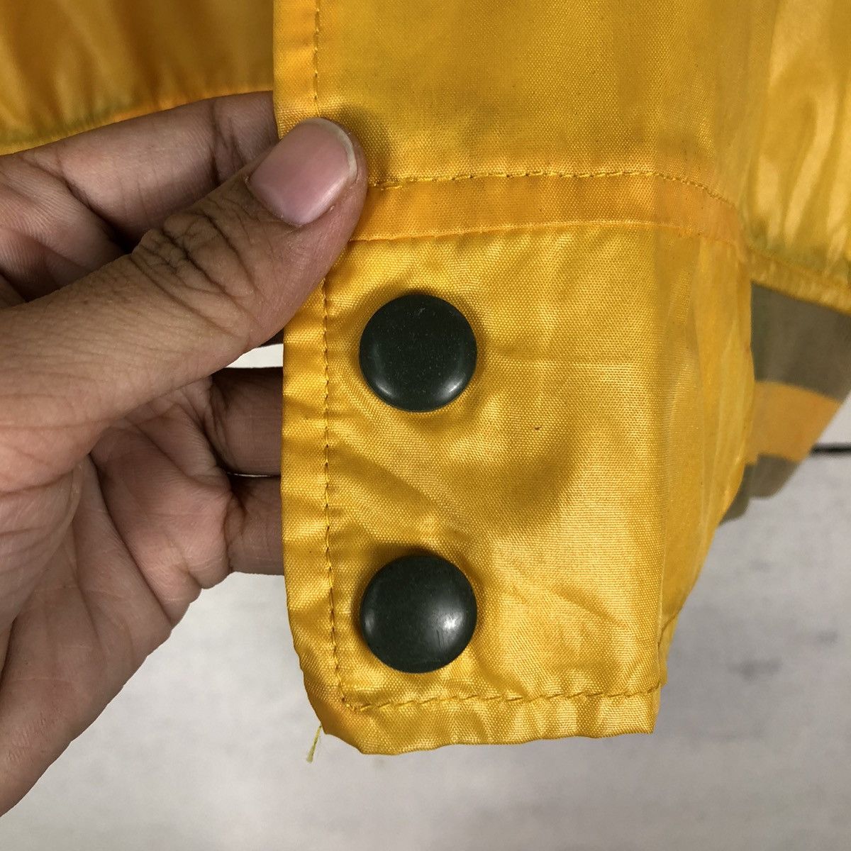Japanese Brand 🔥Vintage Bomber Jacket New England Whales Big Logo Size US M / EU 48-50 / 2 - 16 Thumbnail