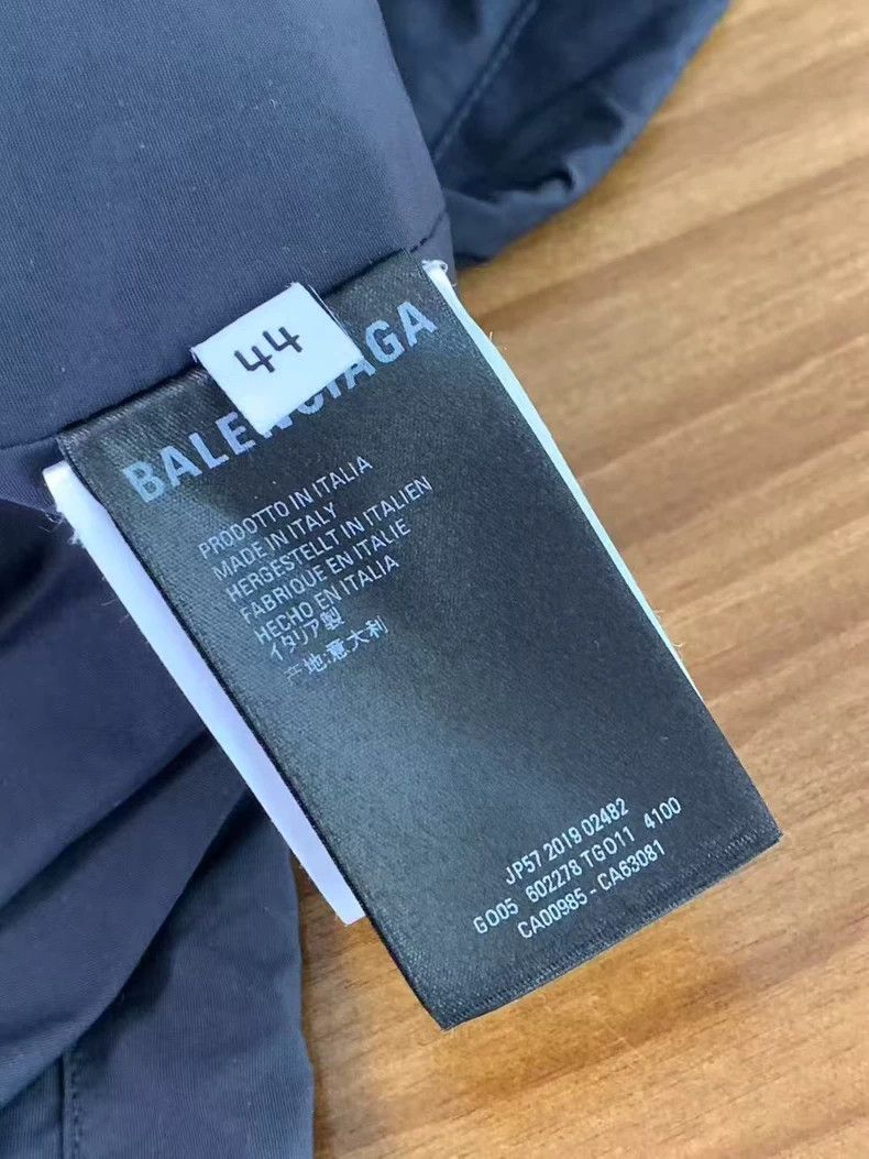 Balenciaga Balenciaga overcoat Size US S / EU 44-46 / 1 - 4 Thumbnail