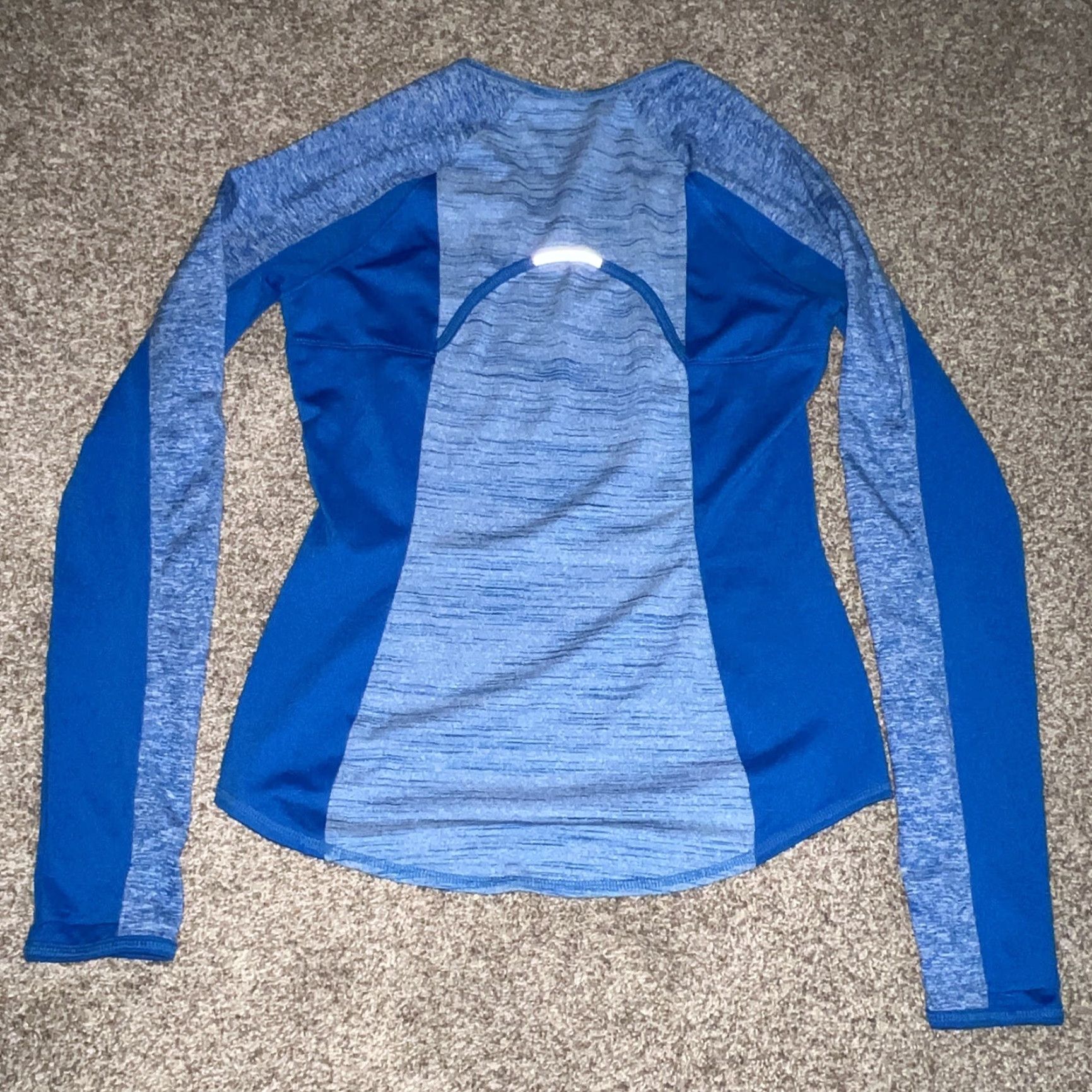 Athleta Athleta Shirt Womens XS Blue Athletic Tight Fit Stretchy T-Shirt - Activewear, Regular, Women Size XS / US 0-2 / IT 36-38 - 4 Thumbnail