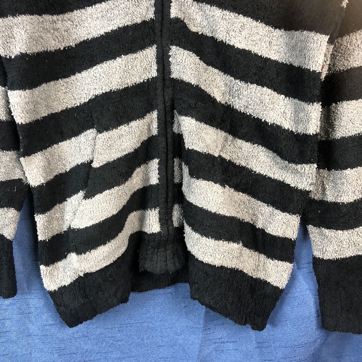 OVER THE STRiPES × Uniqlo Vintage Uniqlo Stripe Black Grey Hoodie #846 Size US M / EU 48-50 / 2 - 6 Thumbnail
