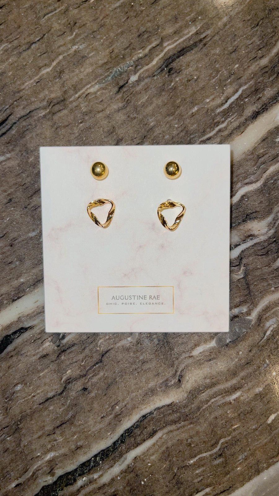 Other 2 pairs Fashionable Earrings Size ONE SIZE - 1 Preview