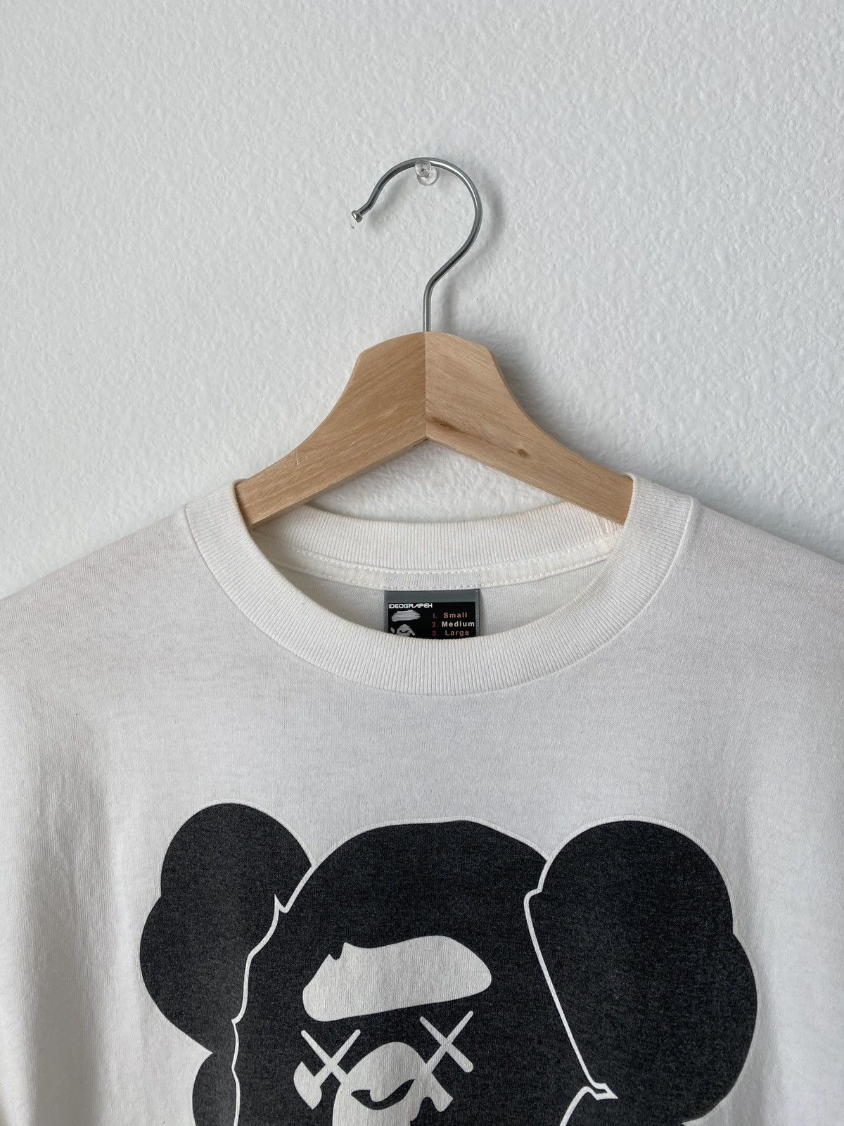 Bape × Kaws Rare Bathing Ape Bape x Kaws Face tee Size US M / EU 48-50 / 2 - 6 Thumbnail