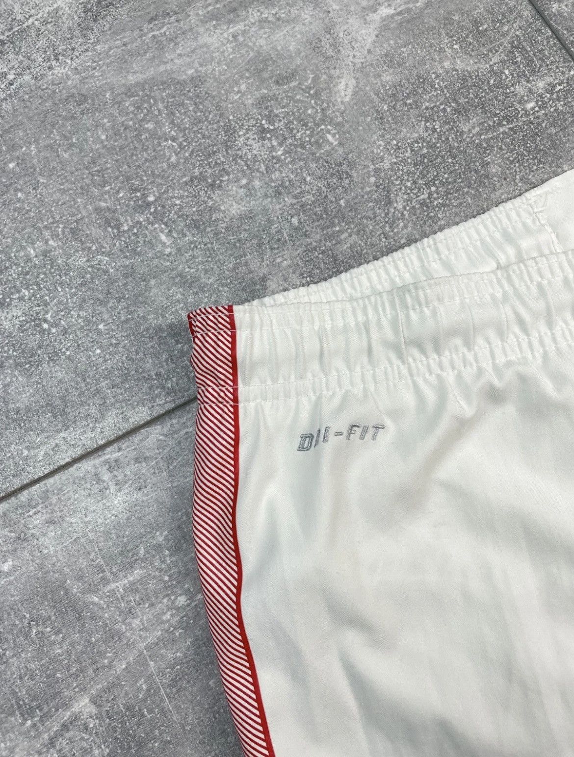 Nike Manchester United 2012/2013 Home Football Soccer Shorts Nike Size US 34 / EU 50 - 6 Thumbnail