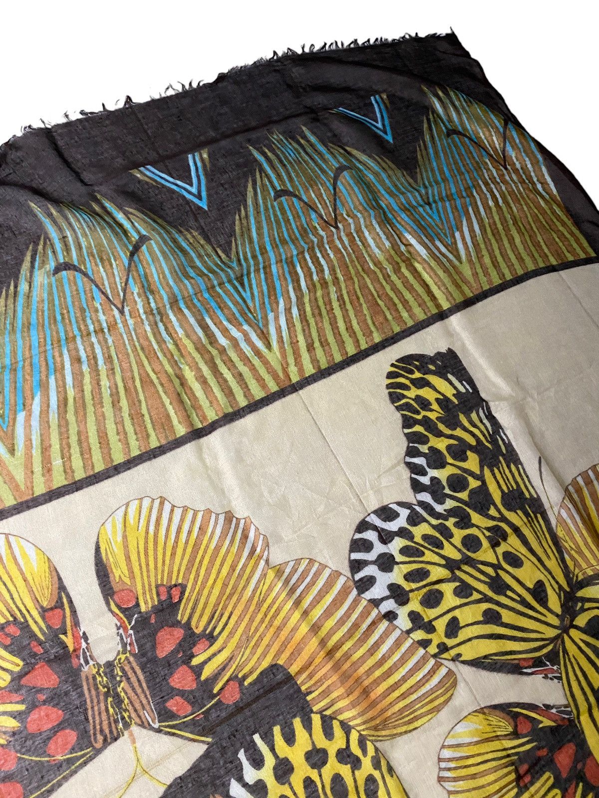 GOA 2000's G.O.A Ethnic Gradient Butterfly Scarf Size ONE SIZE - 5 Thumbnail