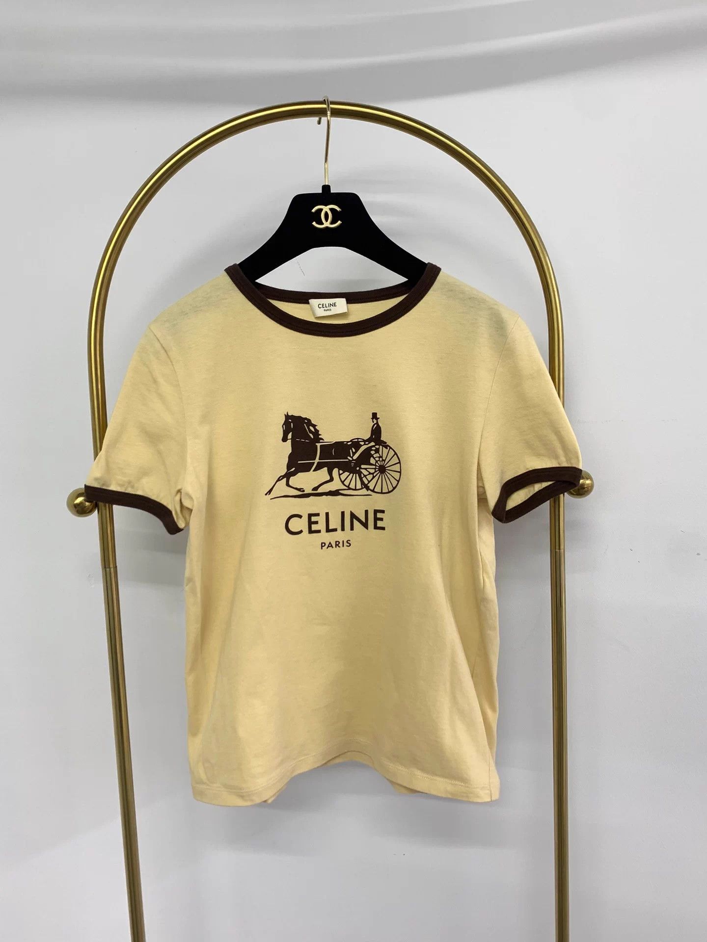 Celine Celine Yellow Horse Carriage Print Short Tee S New Size S / US 4 / IT 40 - 1 Thumbnail