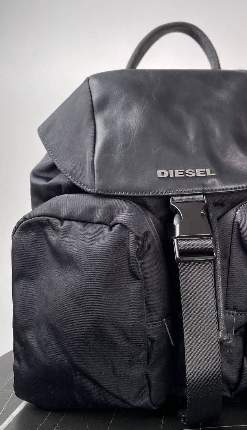 Diesel Diesel sling bag Vintage Y2K multi pocket bag military 90s Size ONE SIZE - 5 Thumbnail