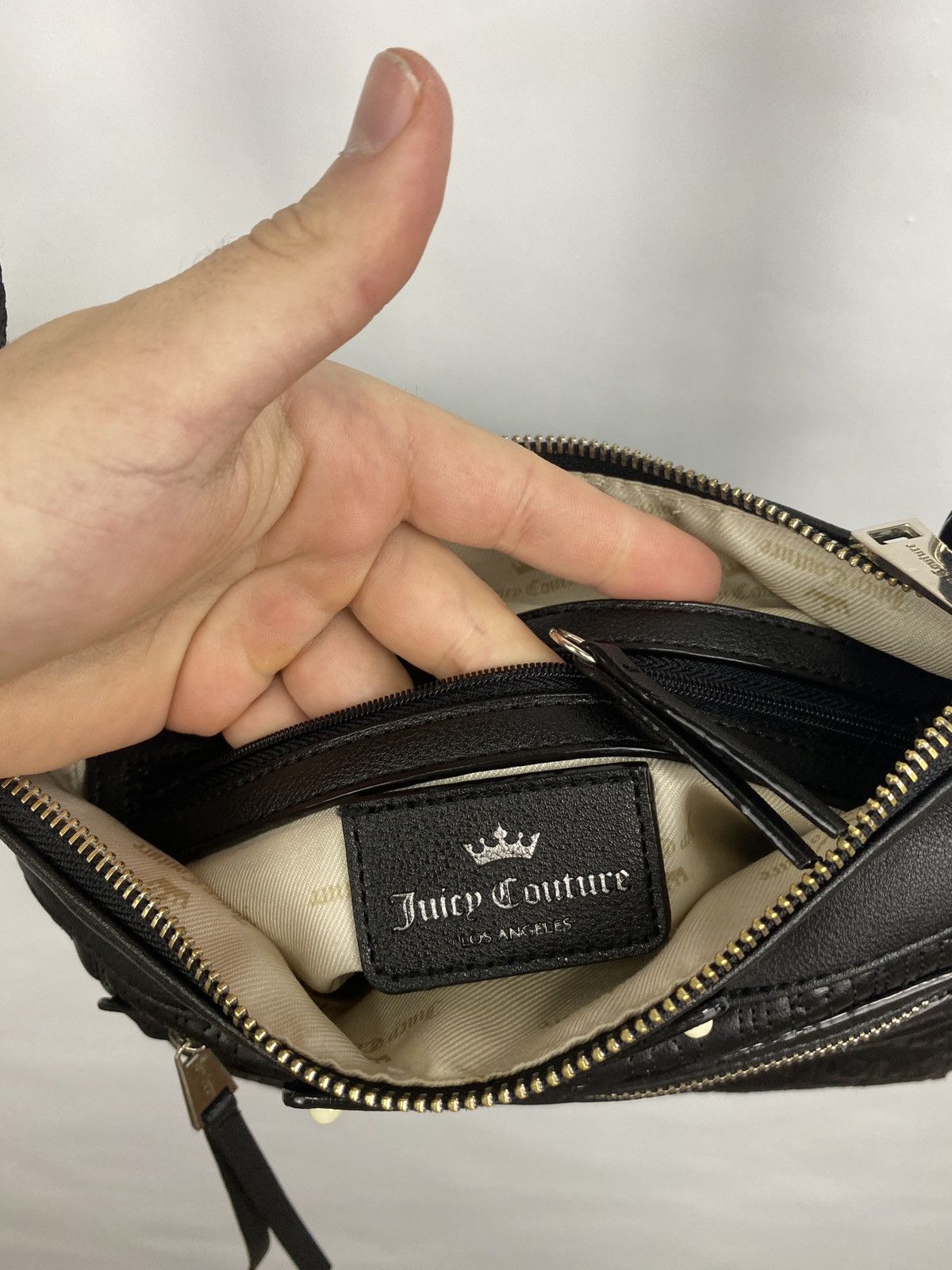 Juicy Couture Jeans Y2K Juice Couture Leather Bag Los Angeles Rare Retro Hupe Size ONE SIZE - 7 Thumbnail