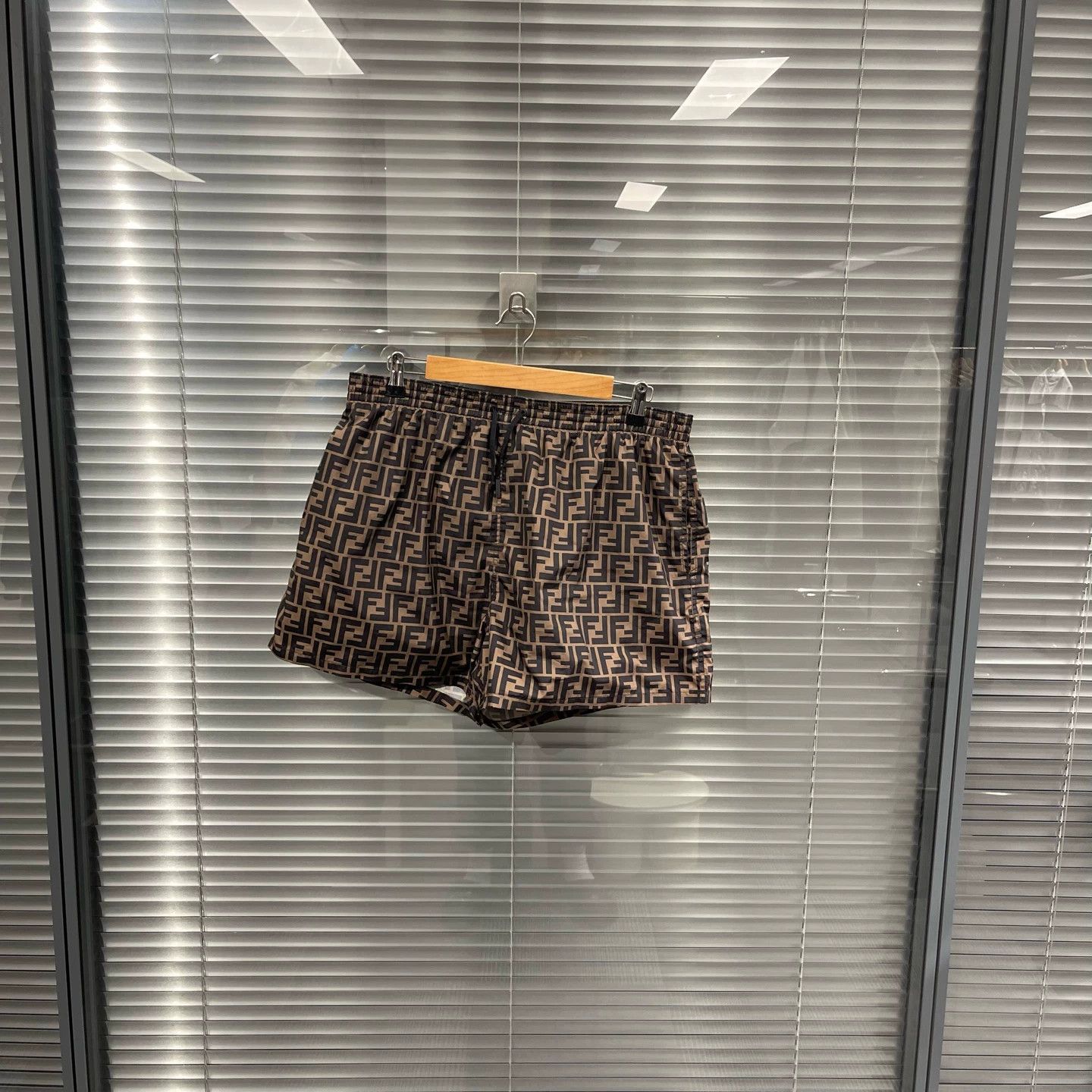 Fendi Fendi FF all over short 56 Size US 40 / EU 56 - 1 Thumbnail