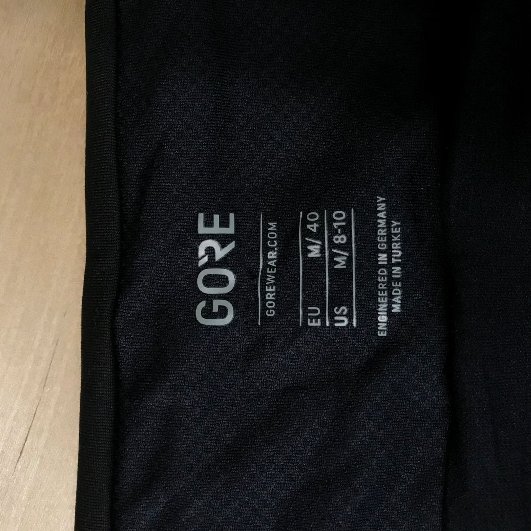 GOREWEAR GORE WEAR Women's Black Running Shorts M Built-in Liner Athletic Outdoor Size 32" / US 10 / IT 46 - 7 Thumbnail