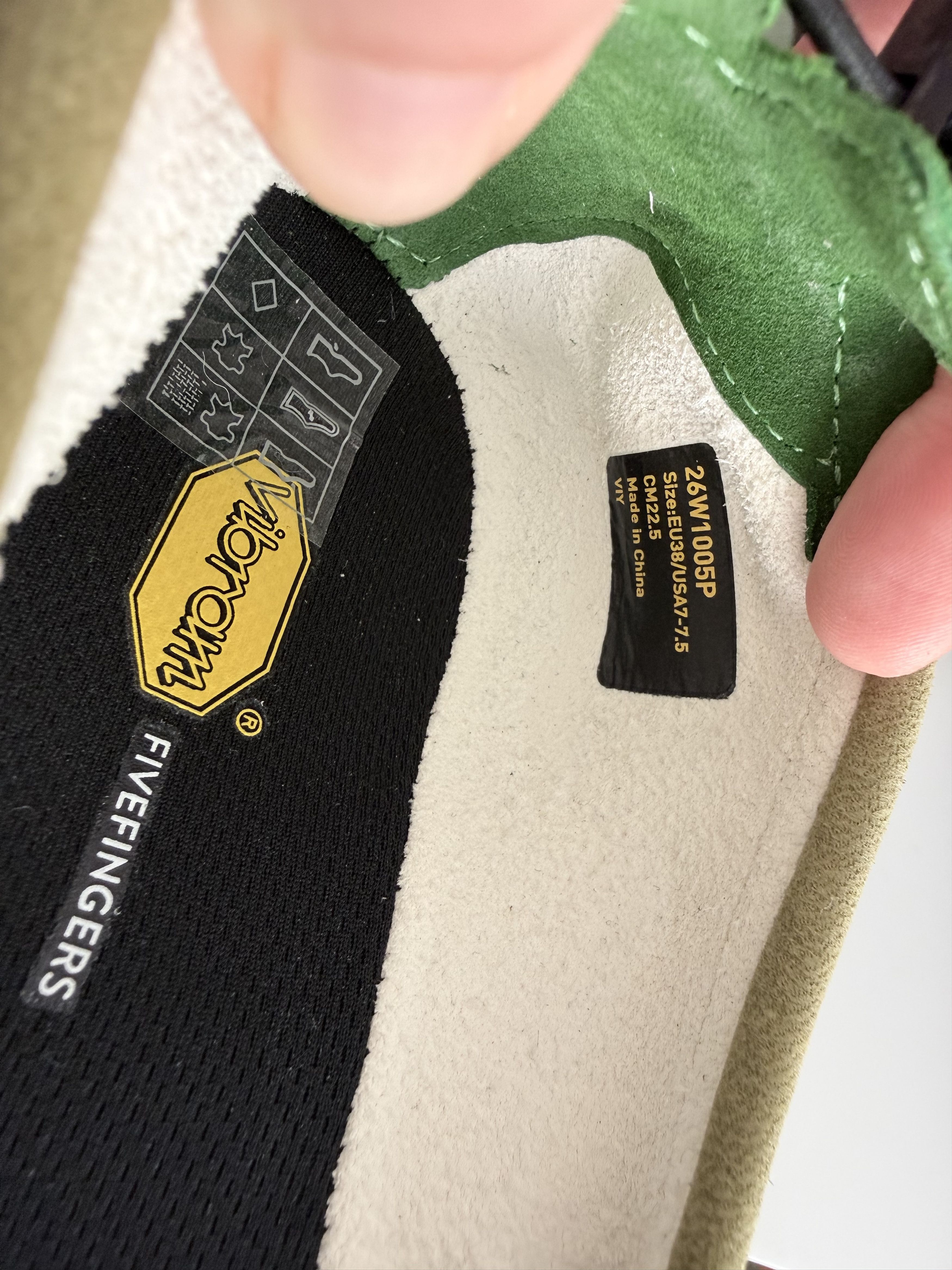 Vibram NWT Classic Evo five fingers Butter/Earth Red/Green Size US 8 / IT 38 - 6 Thumbnail
