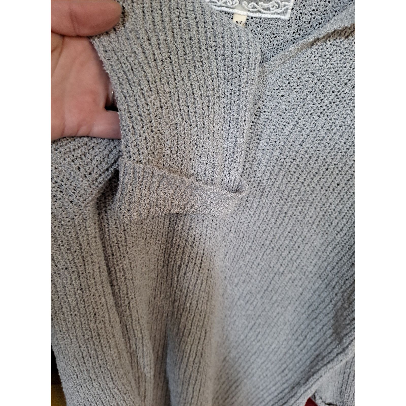 Other Pink Martini Gray Knit V Neck Sweater Size Medium Size M / US 6-8 / IT 42-44 - 5 Thumbnail