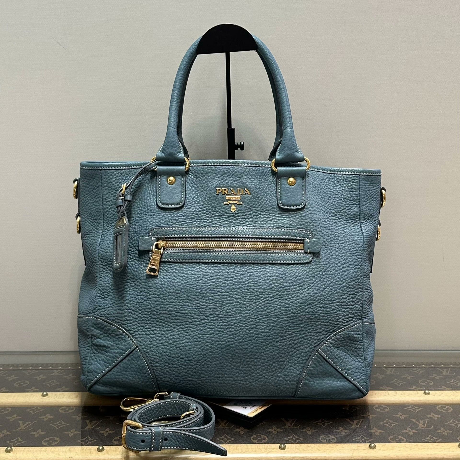 Prada Pre-loved Bag Very good condition Size ONE SIZE - 1 Thumbnail