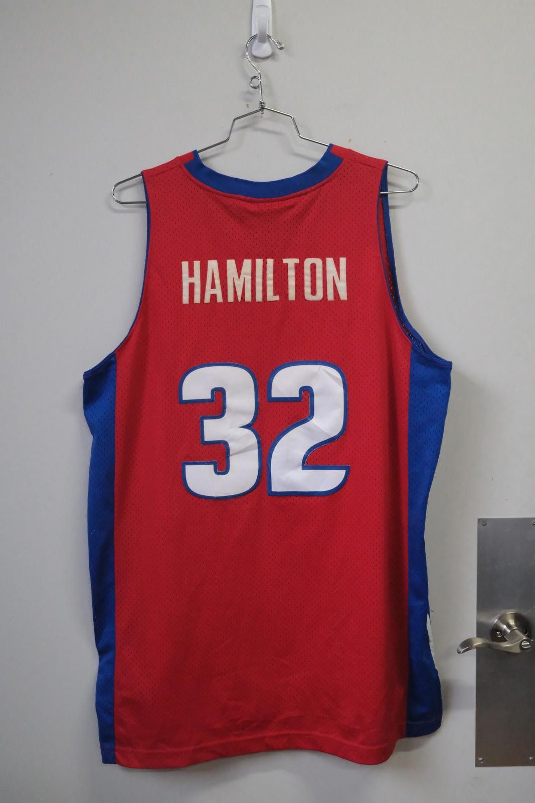 Reebok 04' Reebok Detroit Pistons Hamilton #32 Basketball Jersey Size ONE SIZE - 2 Thumbnail