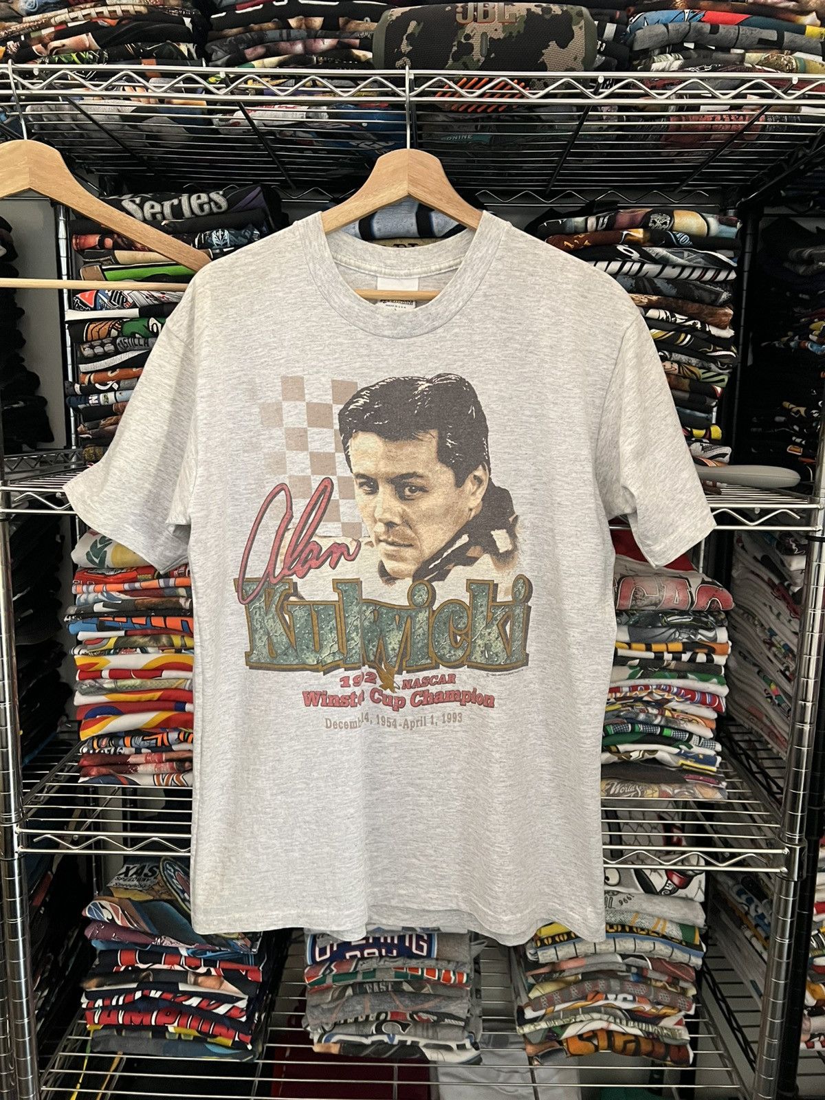 NASCAR 1993 Alan Kulwicki Winston Cup Champion Single Stitch Tee Size US L / EU 52-54 / 3 - 1 Thumbnail