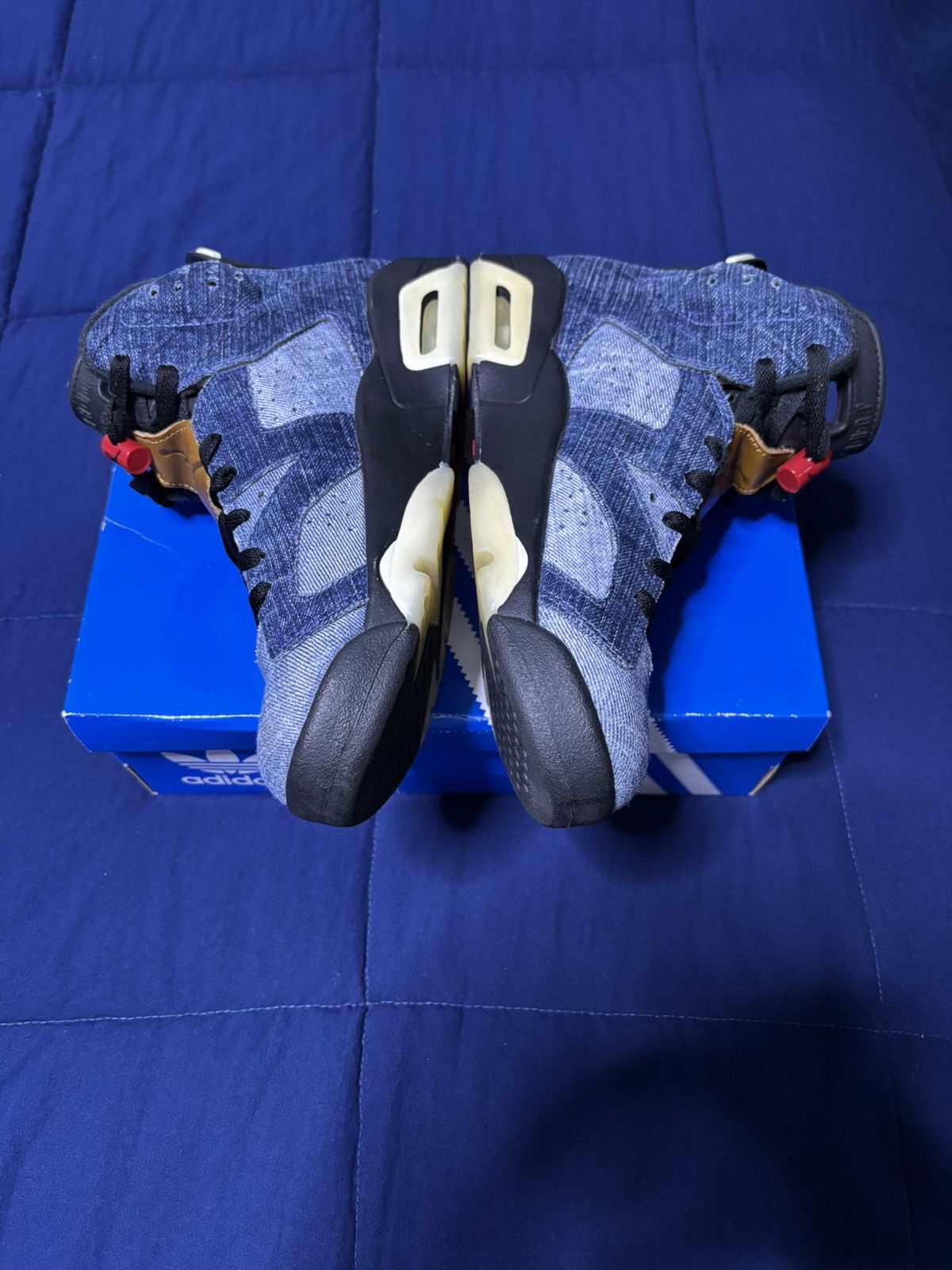 Jordan Brand Air Jordan 6 Retro Washed Denim 2019 Size 8 Size US 8 / EU 41 - 4 Thumbnail