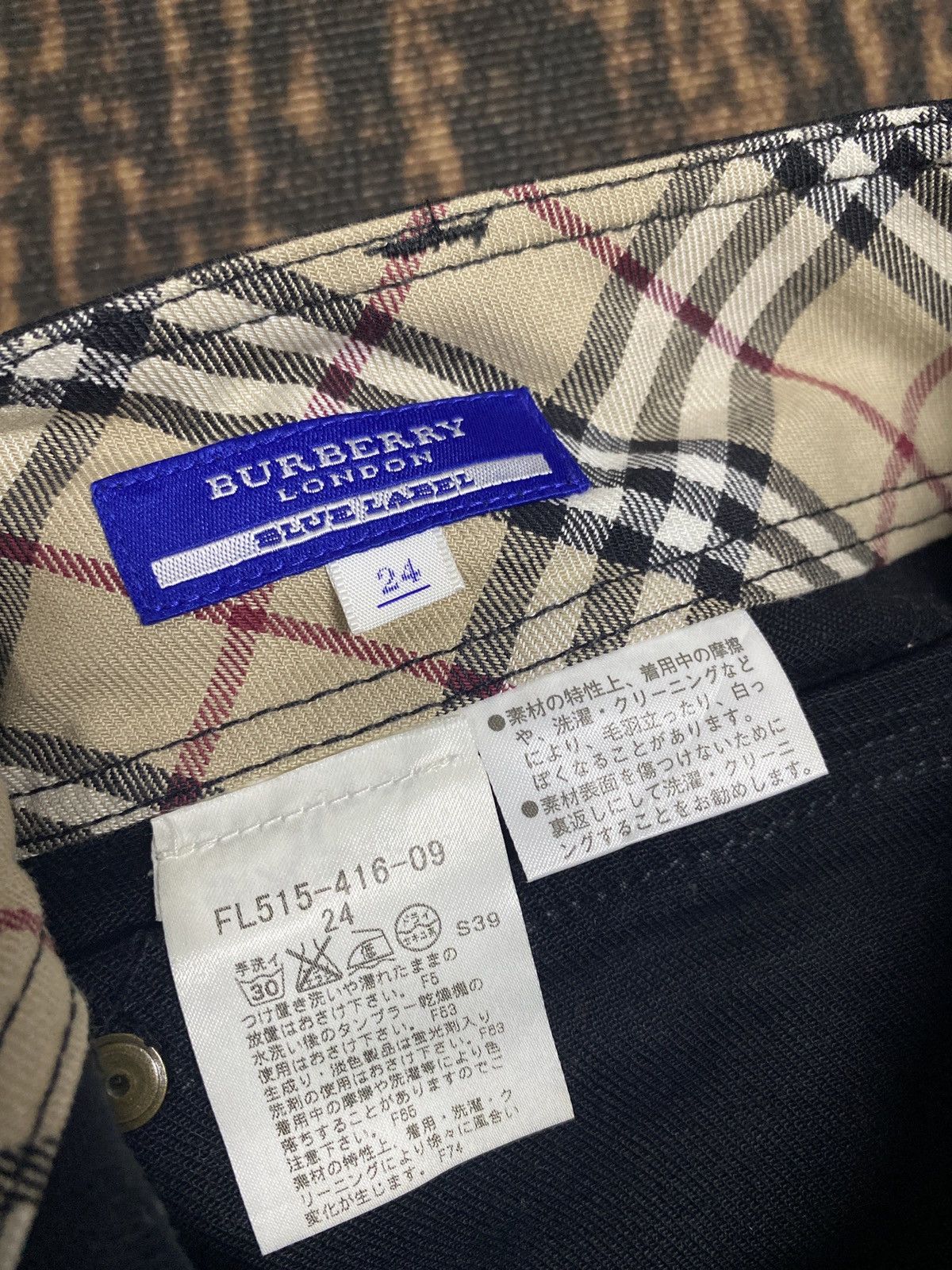 Burberry Burberry blue label mini skirt denim Size 28" / US 6 / IT 42 - 12 Thumbnail