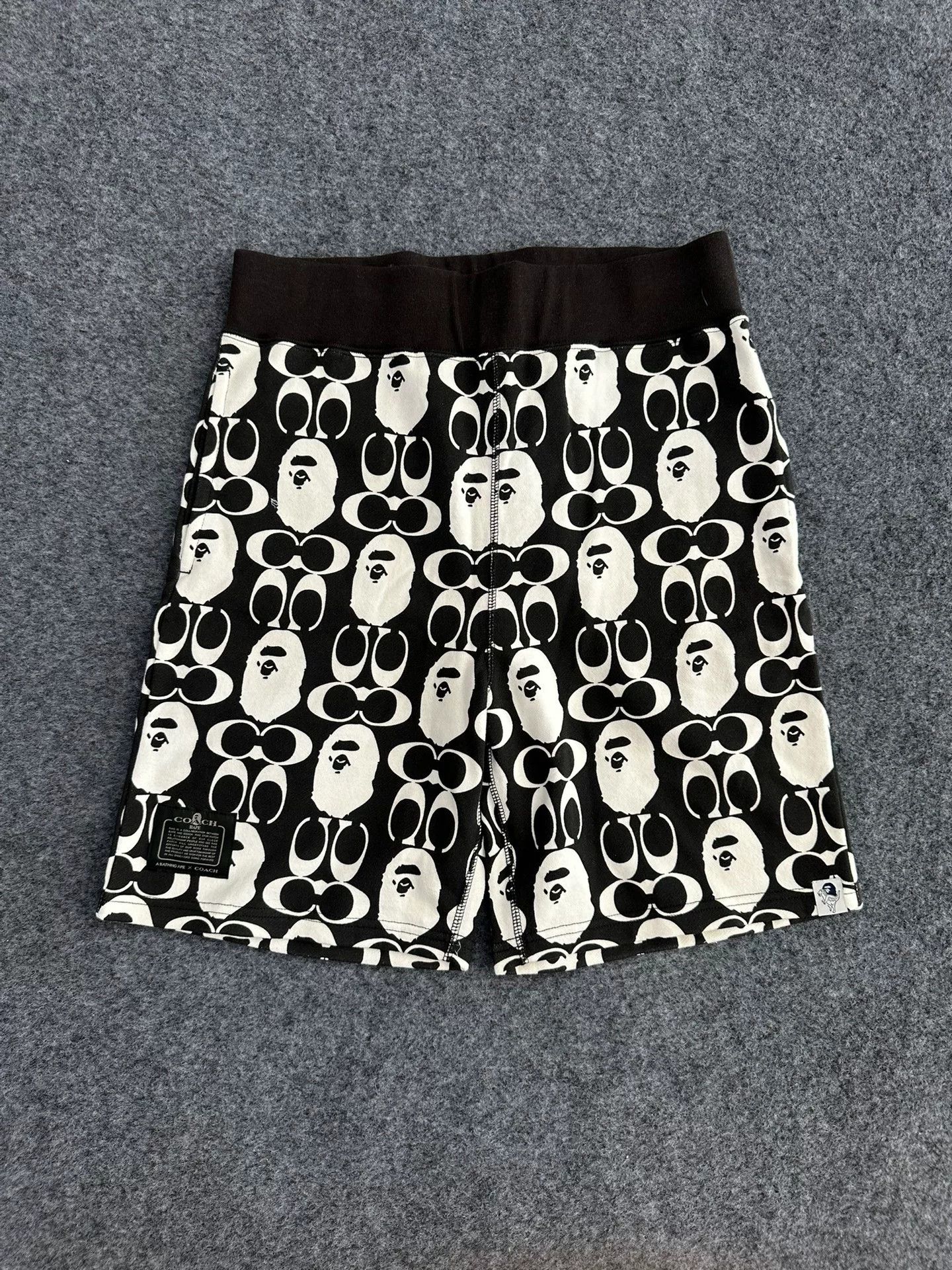 Bape Bape Coach Multi Shark Shorts Designer Size US 32 / EU 48 - 1 Thumbnail