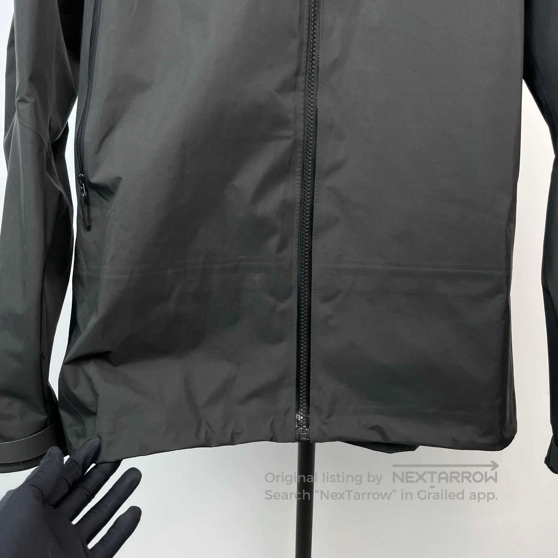 Arc'teryx Arc'teryx Black Hooded Jacket with Logo Embroidery| Size US XXL / EU 58 / 5 - 7 Thumbnail