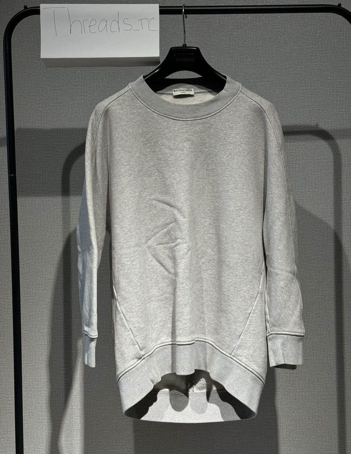 Balenciaga Balenciaga Oversized Logo Sweatshirt Size XS / US 0-2 / IT 36-38 - 4 Thumbnail