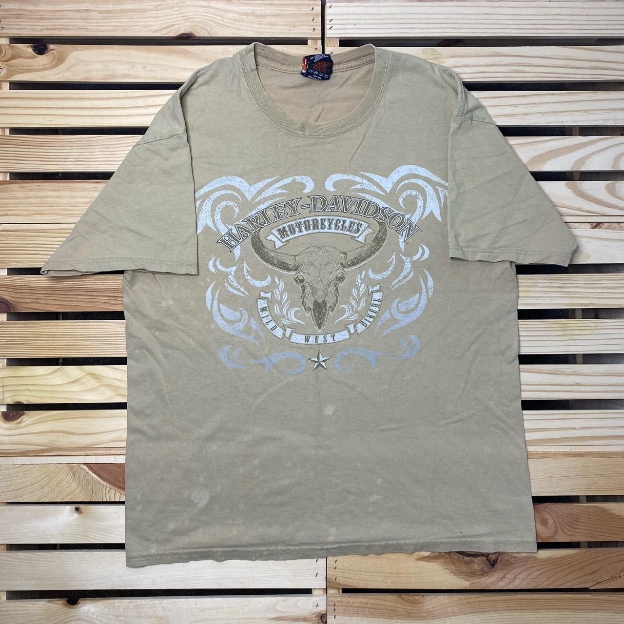 Harley Davidson Vintage Harley Davidson Doha, Qatar Tan Biker Tee Size Large Size US L / EU 52-54 / 3 - 1 Thumbnail