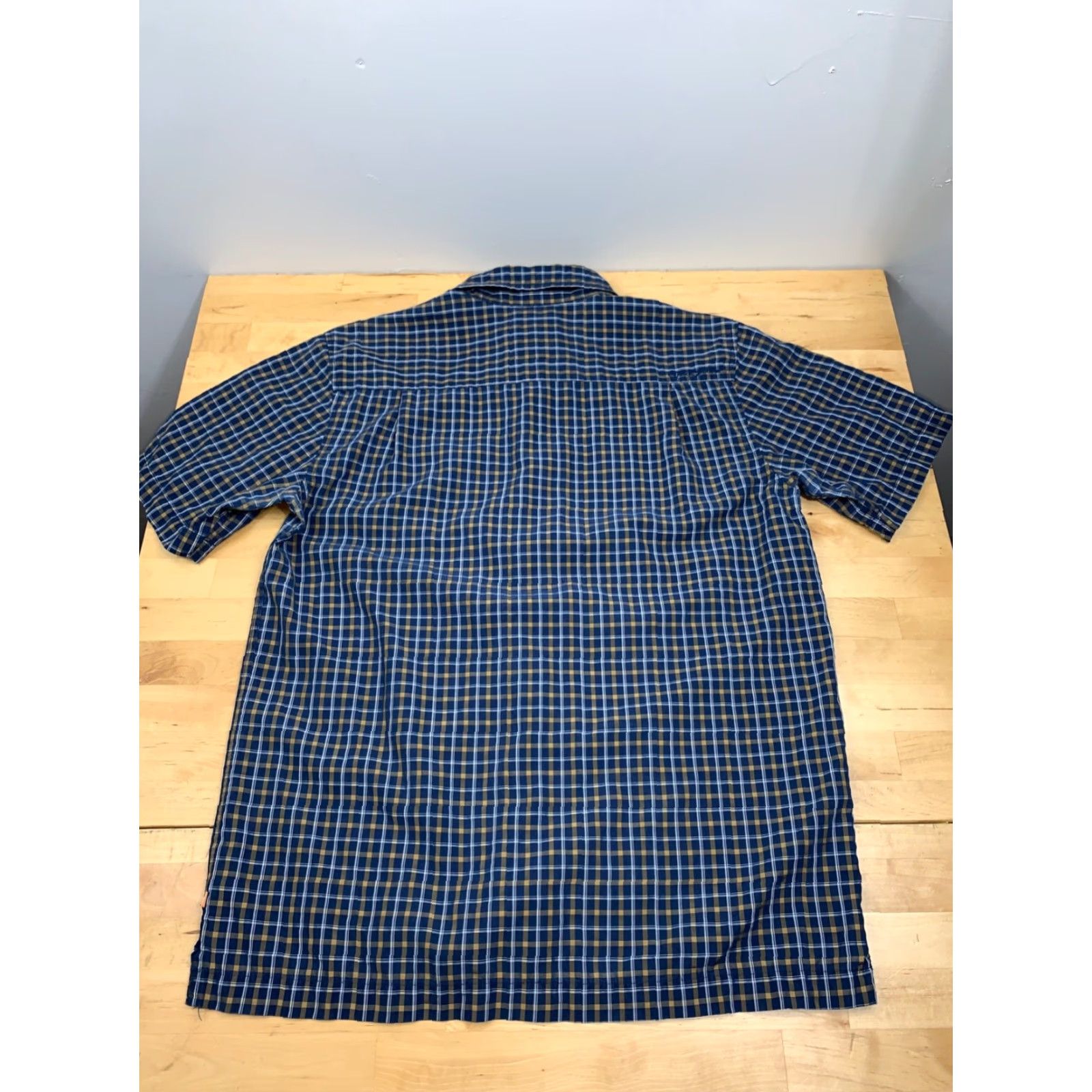 Quiksilver VINTAGE Quiksilver Waterman Collection Shirt Blue Plaid Short Sleeve S Mens Button-Up Collared Blue Plaid Size US 29 - 2 Thumbnail