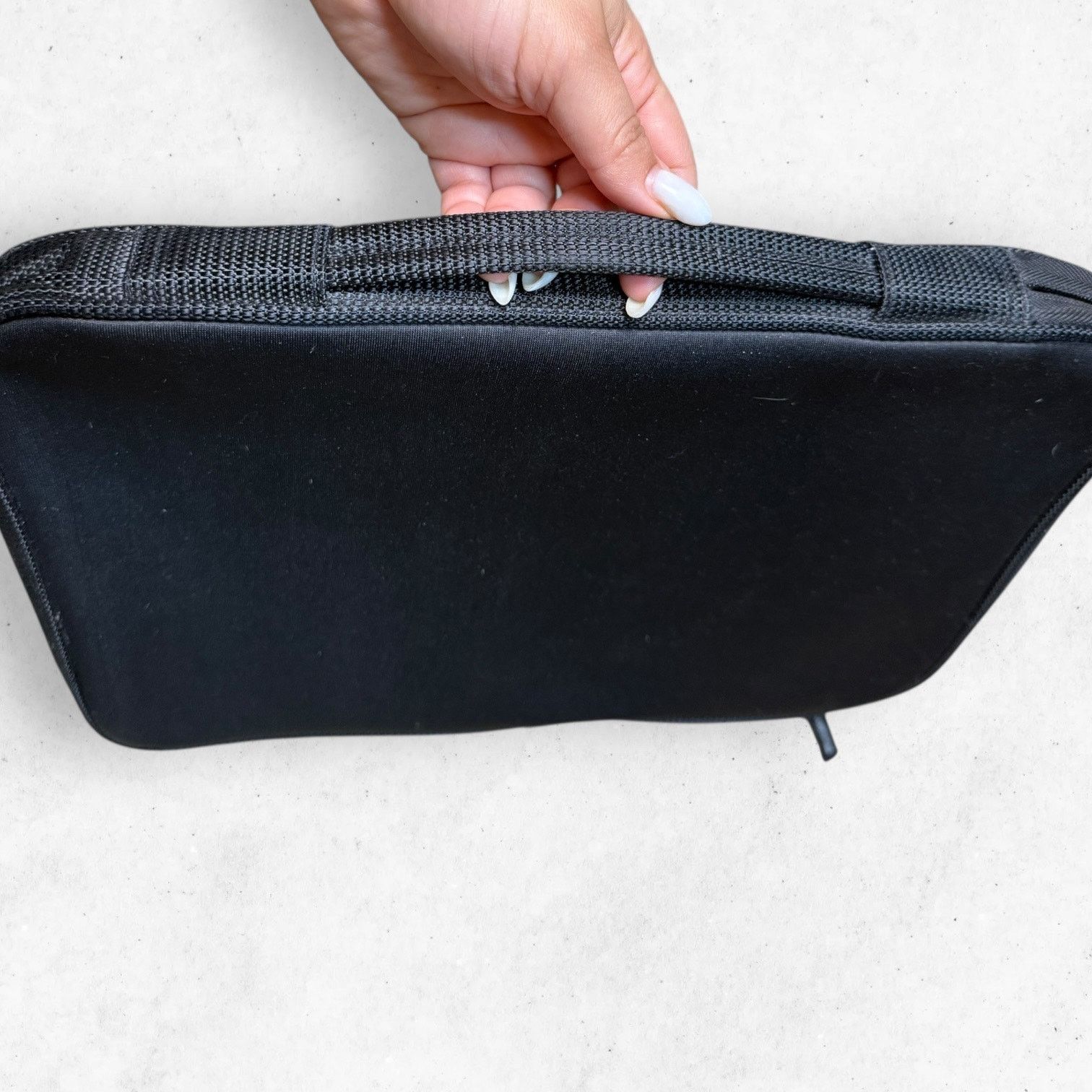 Other Belkin W 13.75in H 9.5in Laptop Bag Black Handle Zip Pocket Size ONE SIZE - 3 Thumbnail