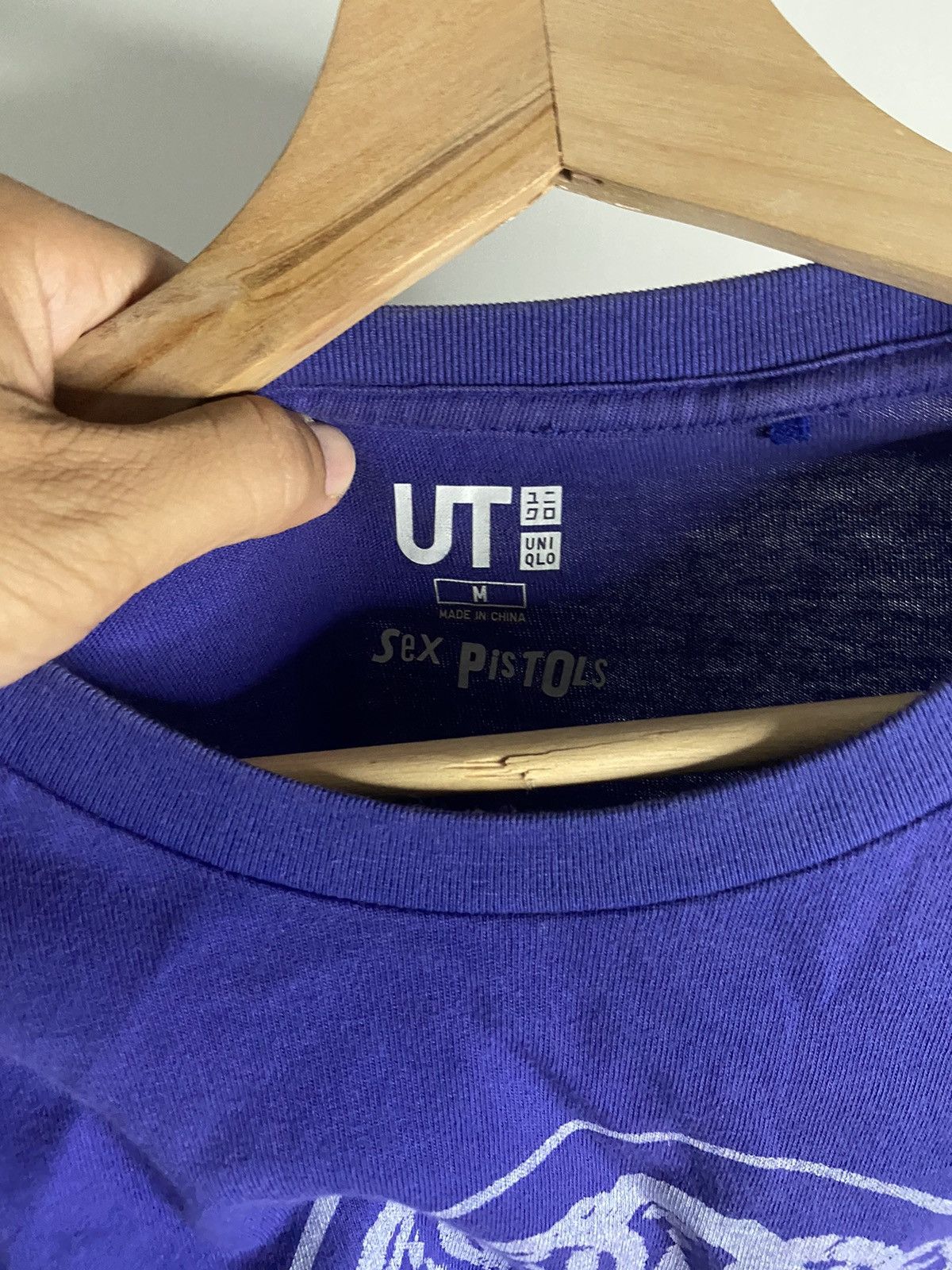 Band Tees × Uniqlo Uniqlo x Sex Pistol 😊❤️ Size US M / EU 48-50 / 2 - 5 Thumbnail