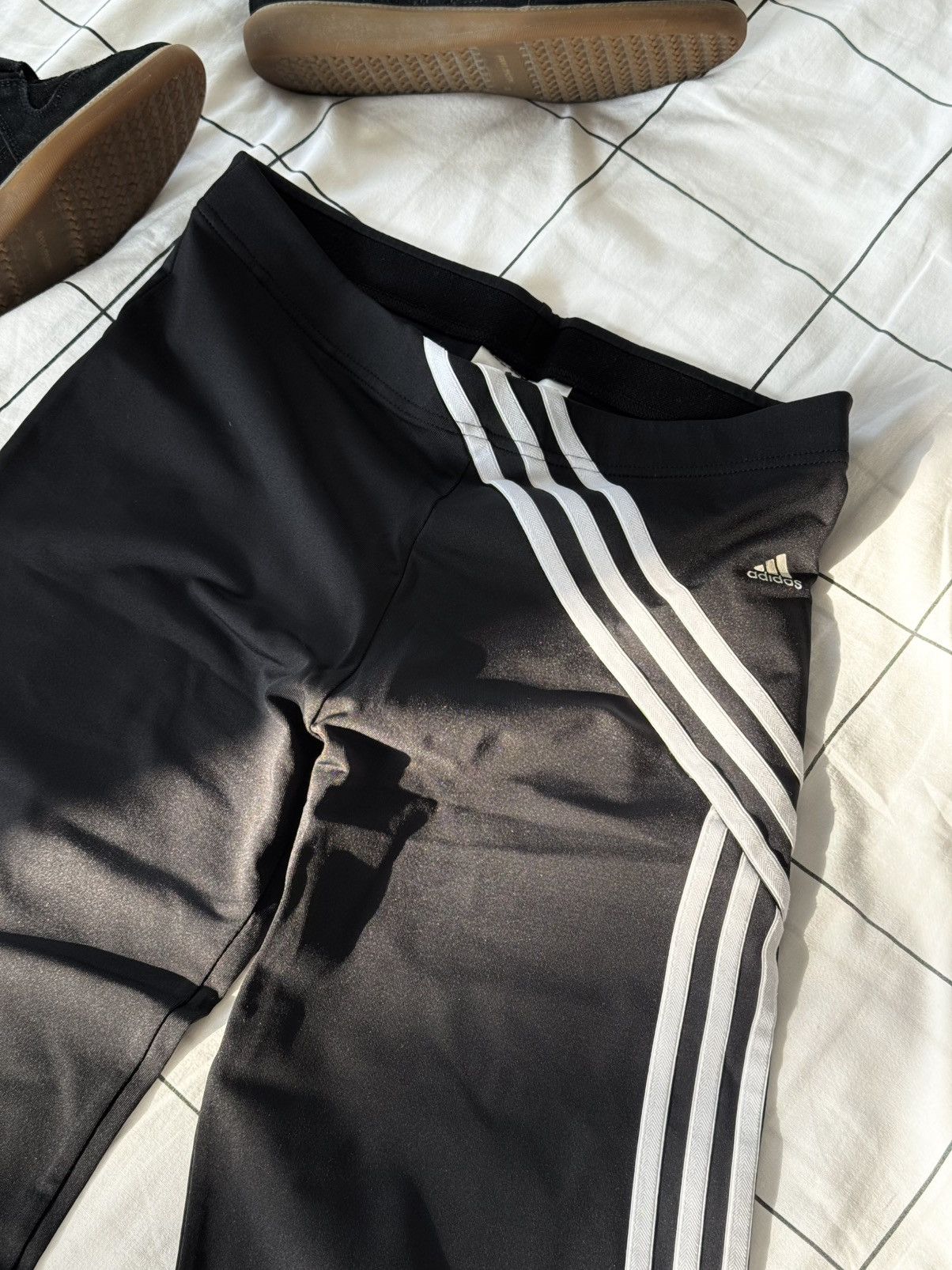 Adidas Very Rare Adidas 3 Stripe Sexy Yoga Low Waisted Flared Size 28" / US 6 / IT 42 - 12 Thumbnail
