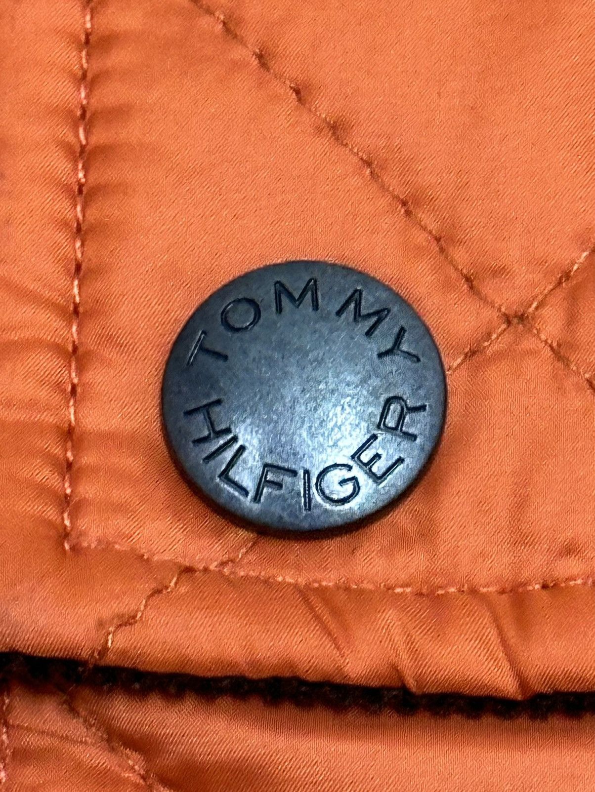 Tommy Hilfiger Tommy Hilfiger Button Zip Nylon Quilted Vest Outerwear Size US XL / EU 56 / 4 - 4 Thumbnail